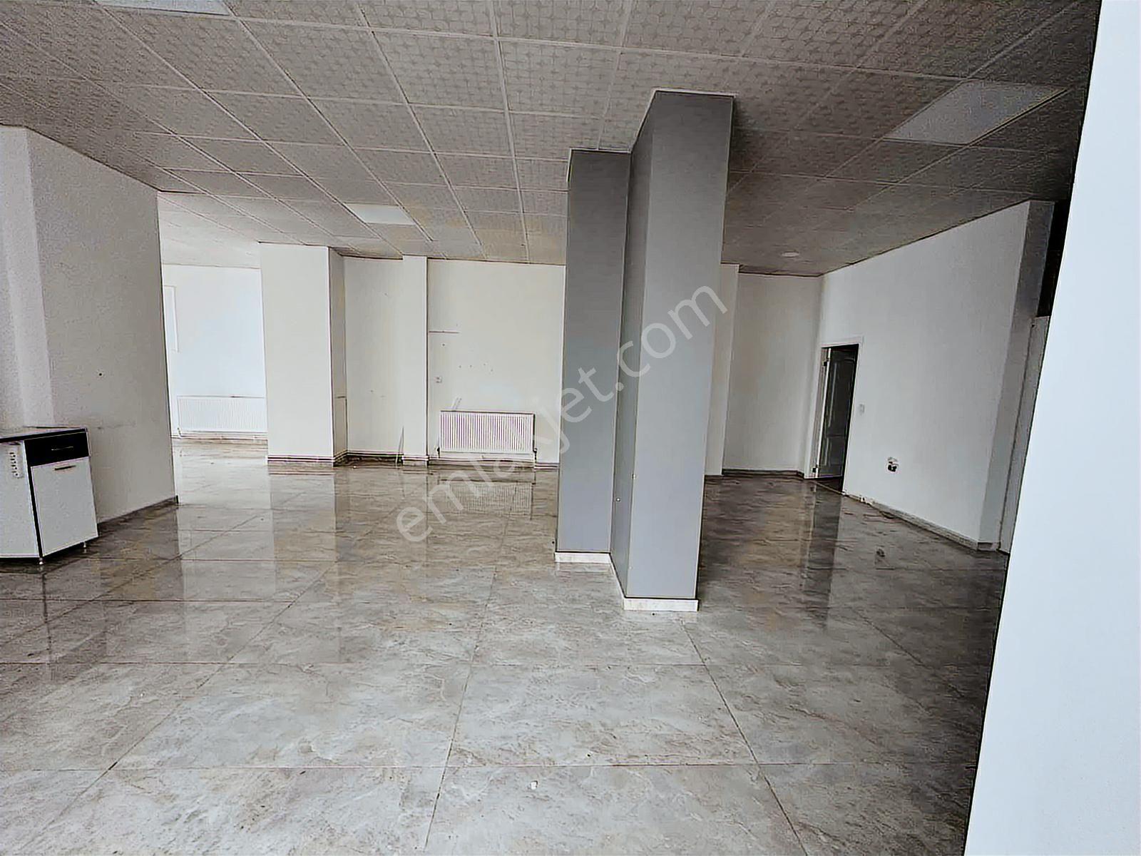 İldem Ana Yol Alparslan Türkeş Blv Yanı 60 M² Kiralık Dükkan - Görsel 2