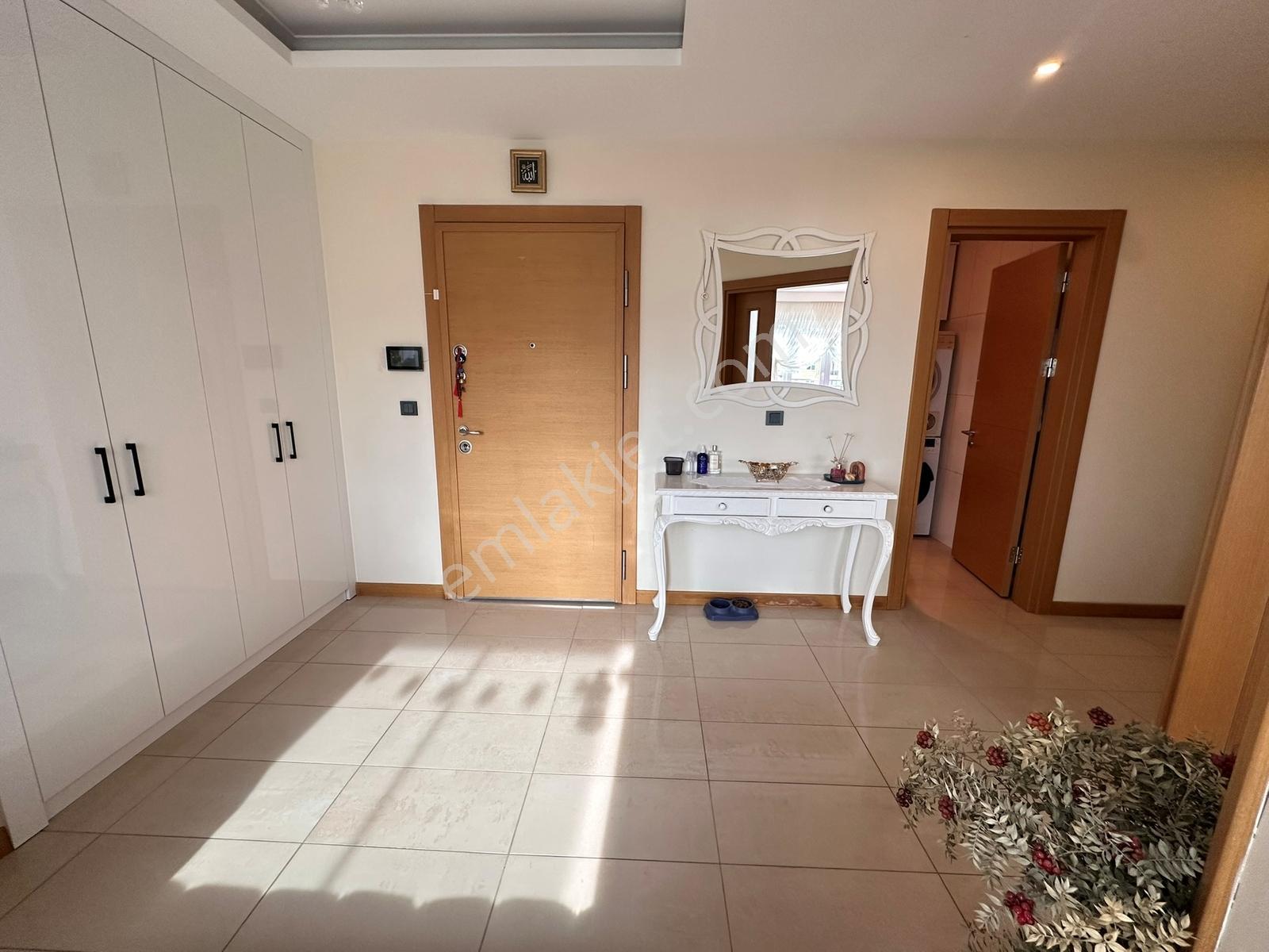Nusret Öztürk - Nish Adalar Sitesi Satılık 3+1a Deniz Manzaralı - Görsel 33