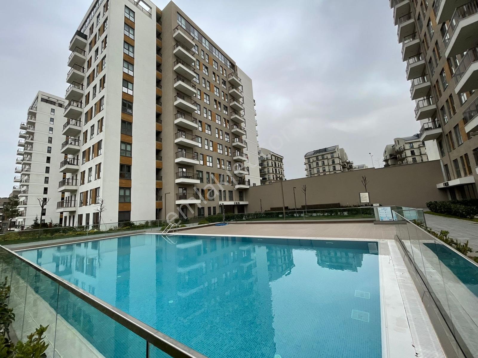 Sancaktepe Nef 19 Sitesinde Satılık Balkonlu 1+1 Lüks Daire - Görsel 9