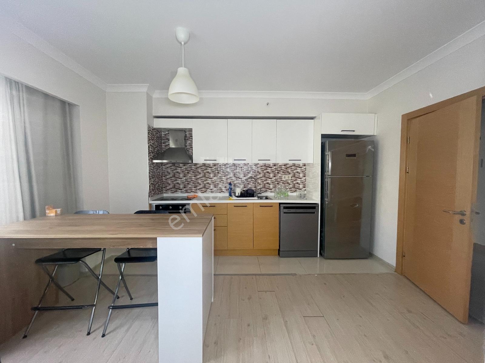 Nusret Öztürk'ten Maltepe Marmaroom Sitesinde Satılık 2+1 Daire - Görsel 11