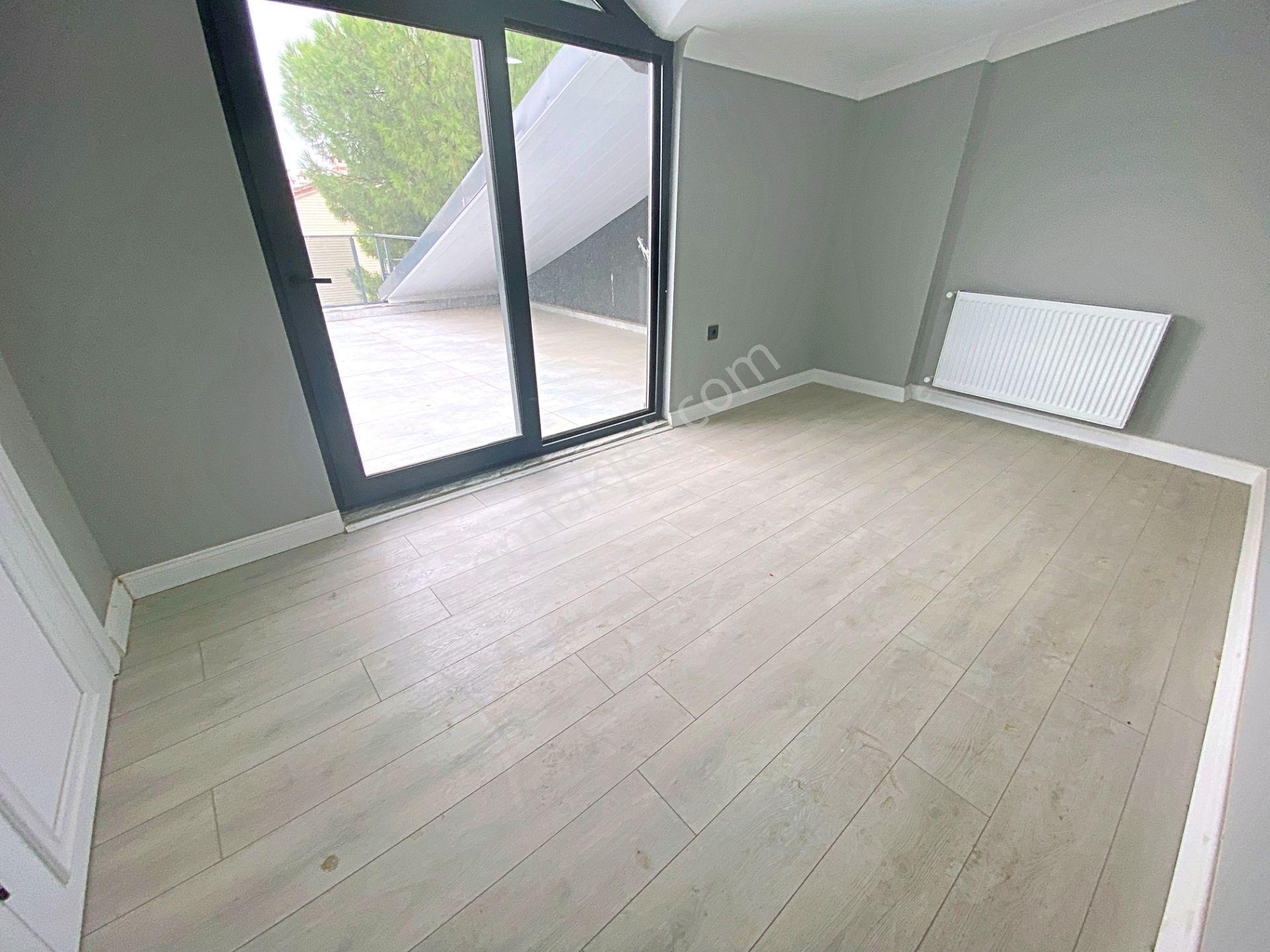 Edremitte Yetki Gültaş Emlaktan Satılık 5+1 Lüx Villa Satışta - Görsel 35