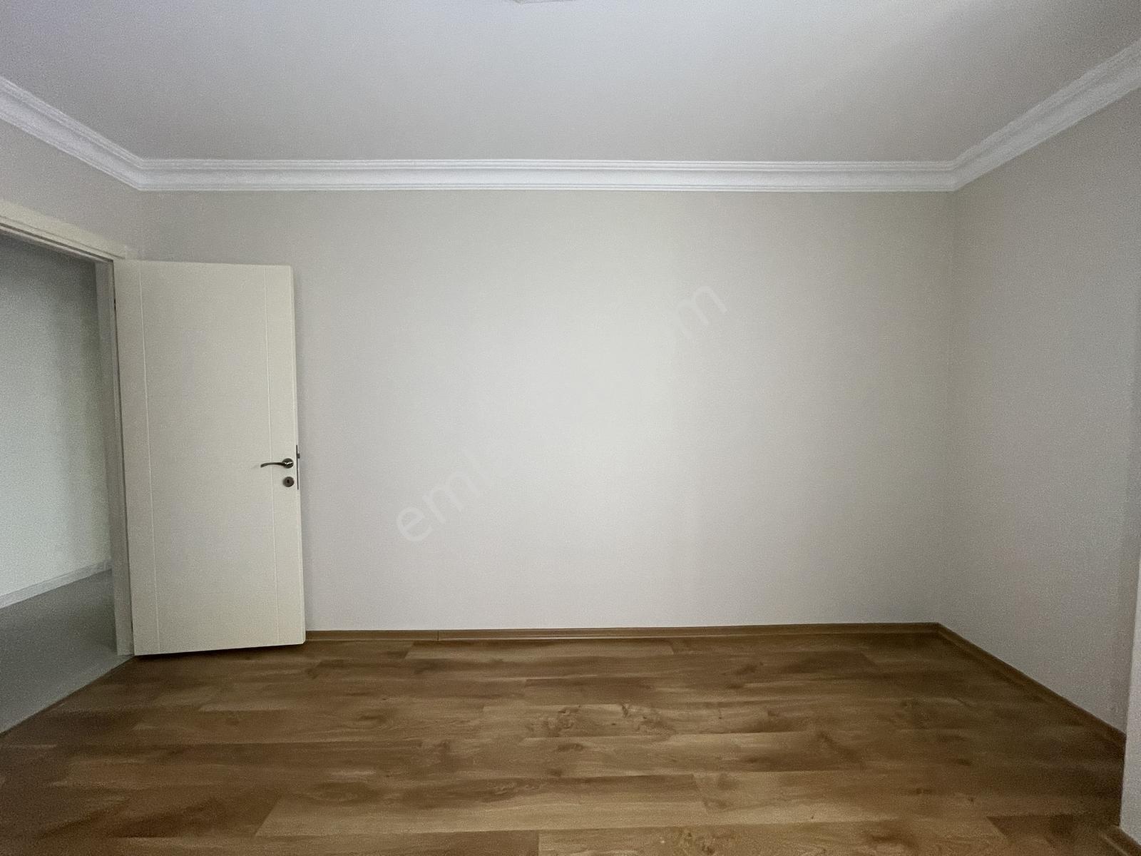 Zümrütevler Tülin Caddesi Yanı Metroya Yakın Satılık Boş 2+1 - Görsel 42