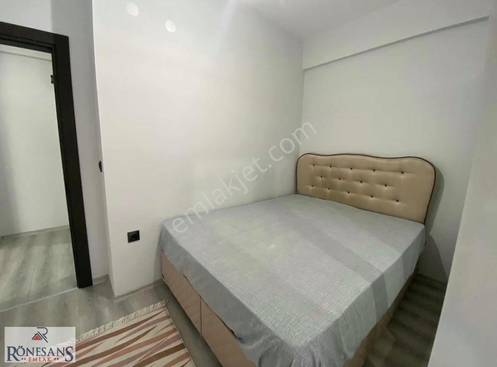 Rönesans Emlak'tan Eşyalı Cambalkon Ve Kombili 1+1 Daire - Görsel 7