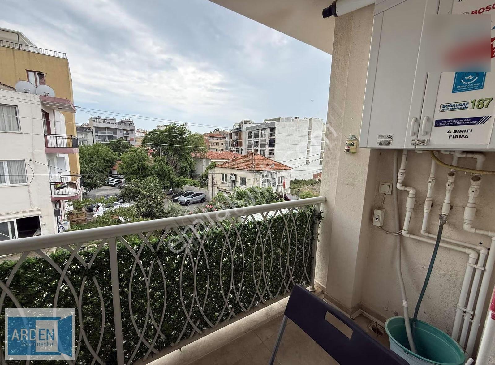 Seferihisar Çarşı Merkezinde Kapalı Otoparklı 2+1 Daire - Görsel 13