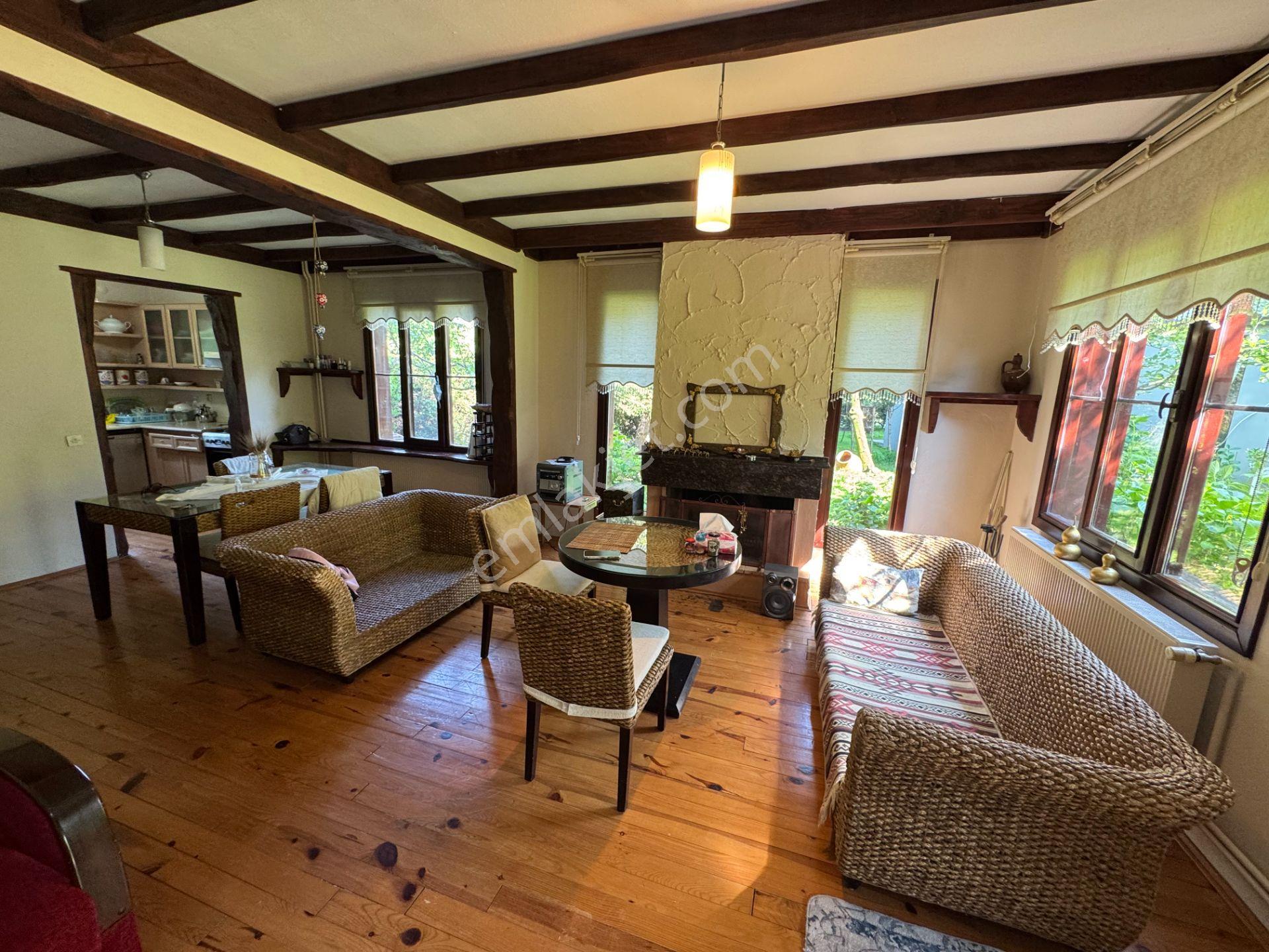 Remax Klas Fatih Çakar’dan Kırkpınar’da Satılık Bahçeli Villa… - Görsel 10