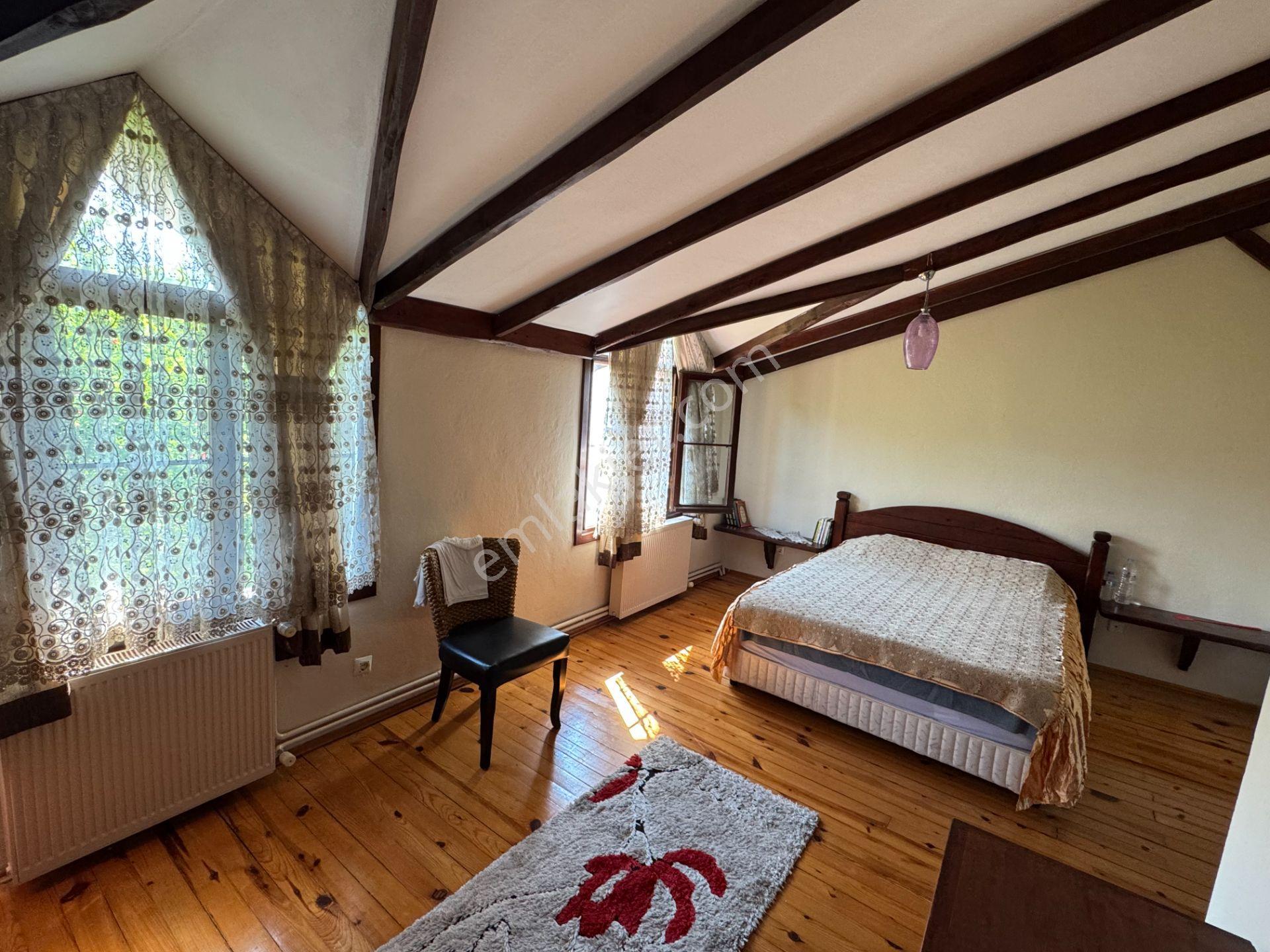 Remax Klas Fatih Çakar’dan Kırkpınar’da Satılık Bahçeli Villa… - Görsel 18