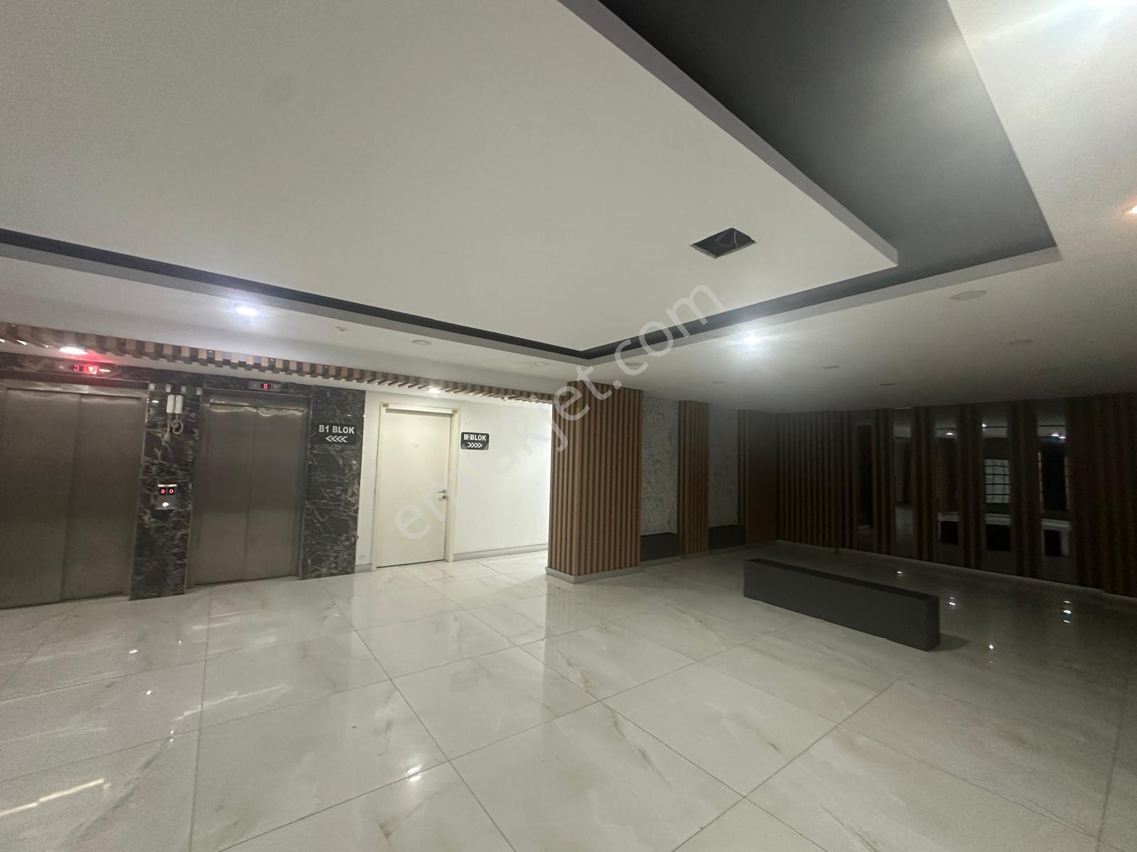 Maltepe Girne'de Site İçerisinde 1+1 Oldukça Kullanışlı Dairemiz - Görsel 15