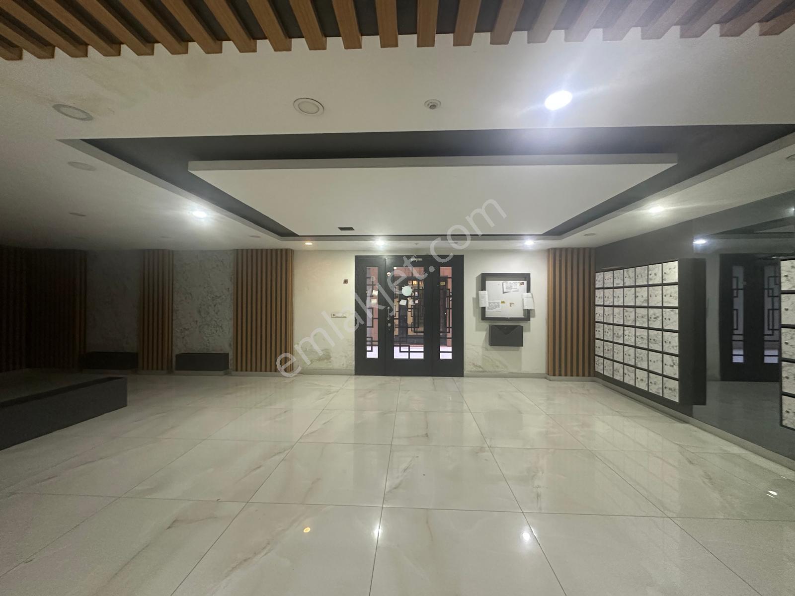 Maltepe Girne'de Site İçerisinde 1+1 Oldukça Kullanışlı Dairemiz - Görsel 16