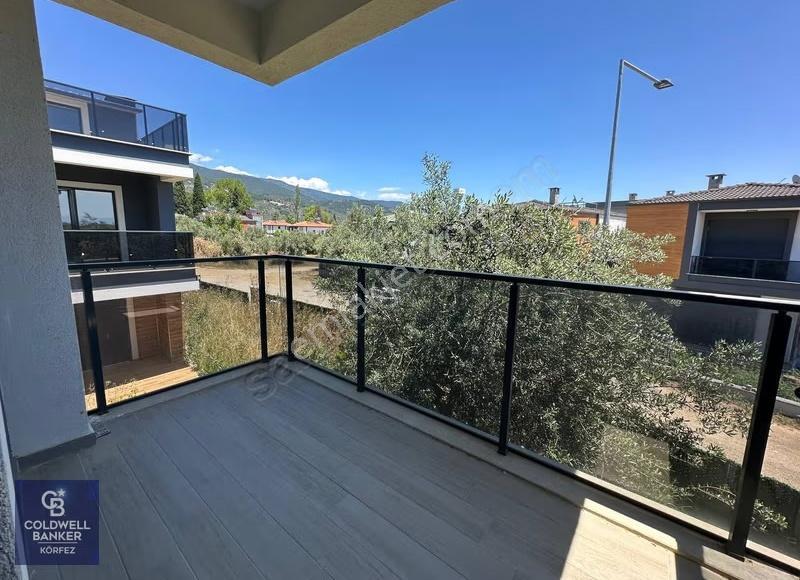 Güre'de Mustakil Havuzlu 5+1 Satılık Villa - Görsel 14
