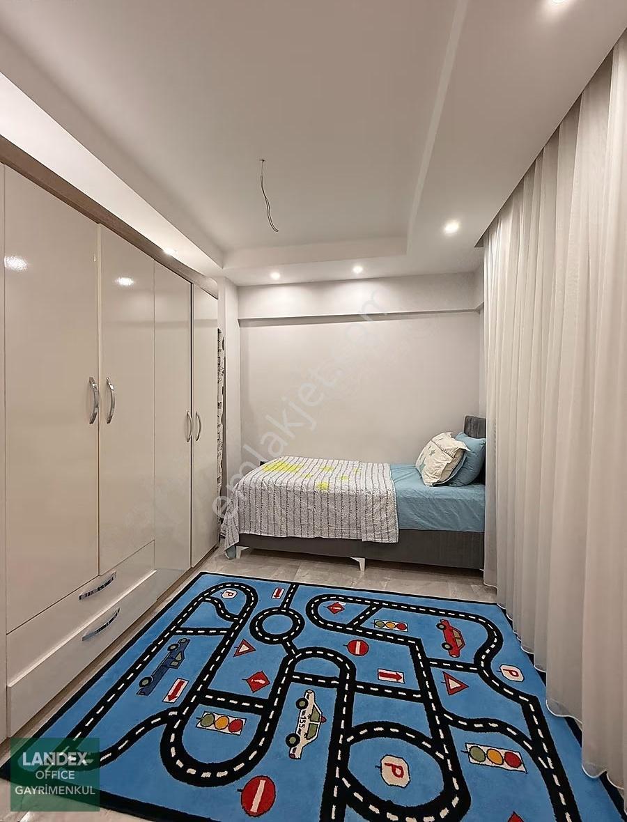 Saltak Caddesi'nde Ultra Lüks Yenilenmiş 170 M² Net Geniş 3+1! - Görsel 13