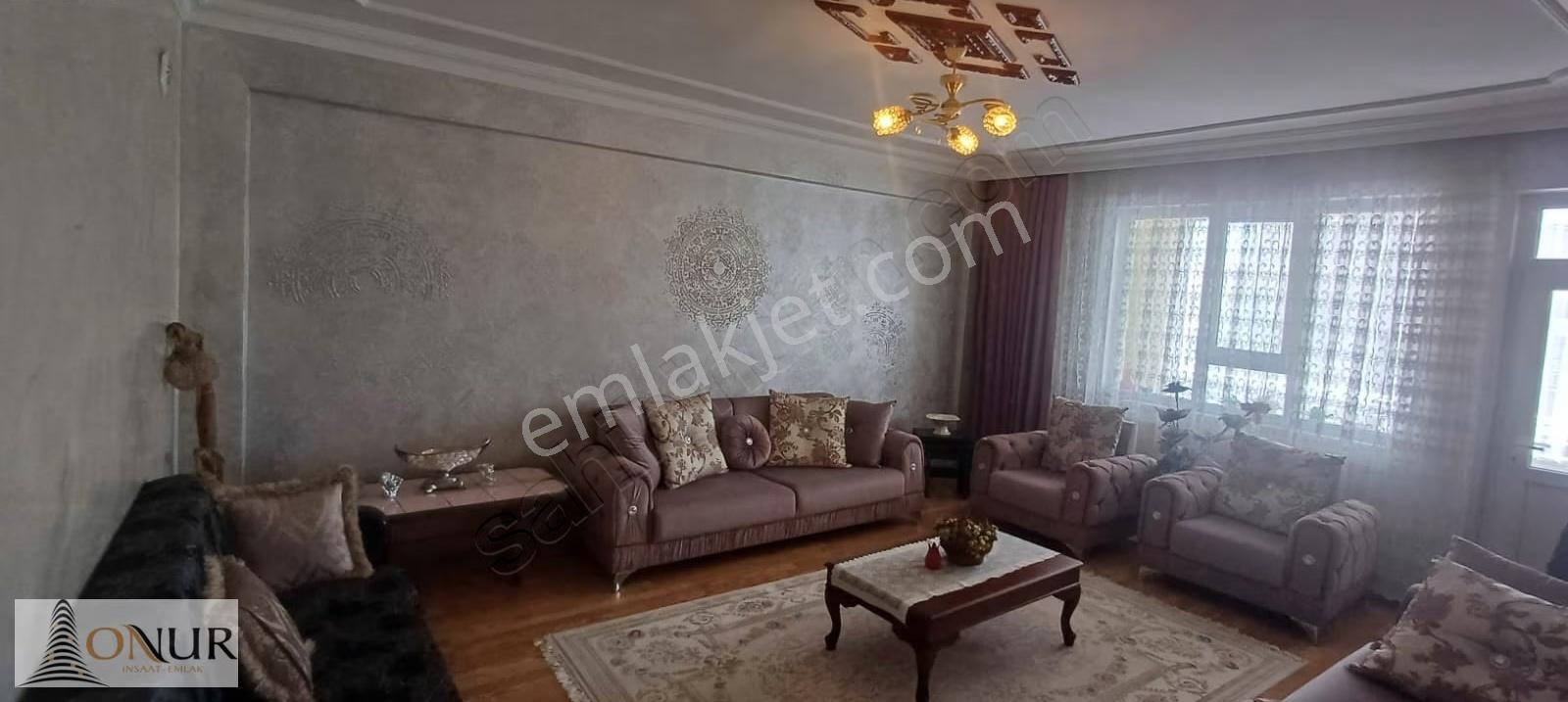 Onur Emlak Hüsamettin Çelebi Mah. 3+1 Bakımlı Geniş Daire - Görsel 2