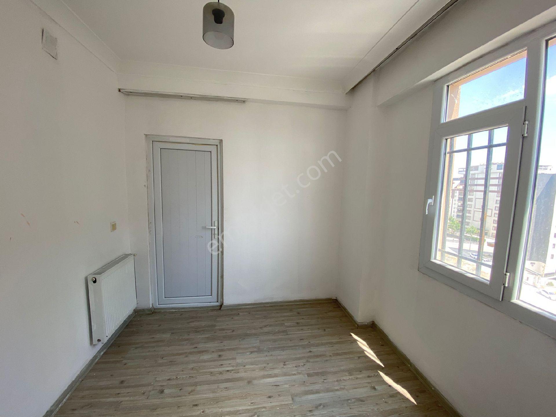 Yavuz Emlak Tan Kiralık Daire Arakat Karaköprü Dogukent Mah Vema Sitesi Arkasi - Görsel 2