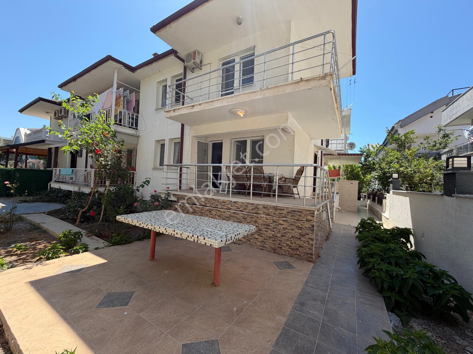 Altınkum Plajına 250 Mt. Mesafeli Bahçeli İkiz Villa - Görsel 2