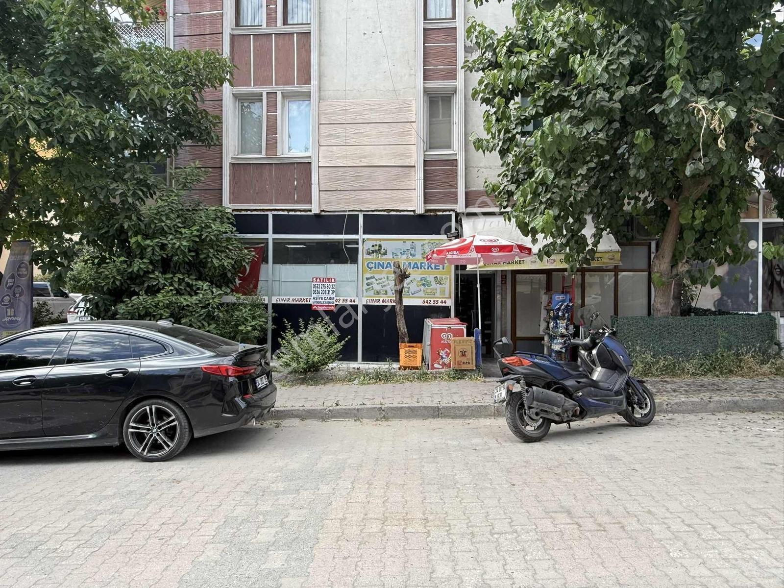 Merter Tekstil Ve Ticaret Merkezine Çok Yakın 30 M2 Köşe Dükkan - Görsel 4