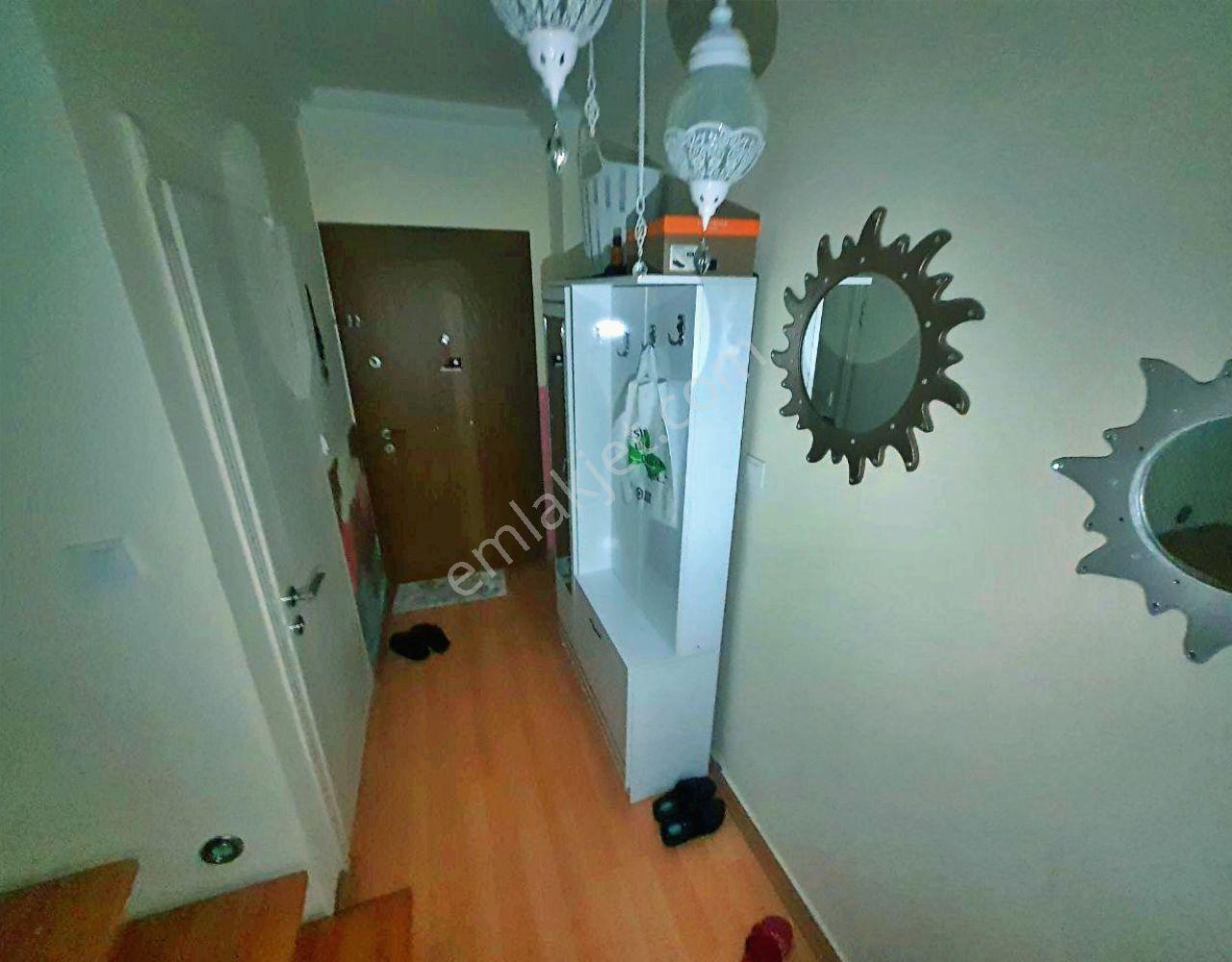 Uytundan Gürede Otoparklı Geniş Bahçeli Kapalımutfaklı 2+1 Villa - Görsel 5