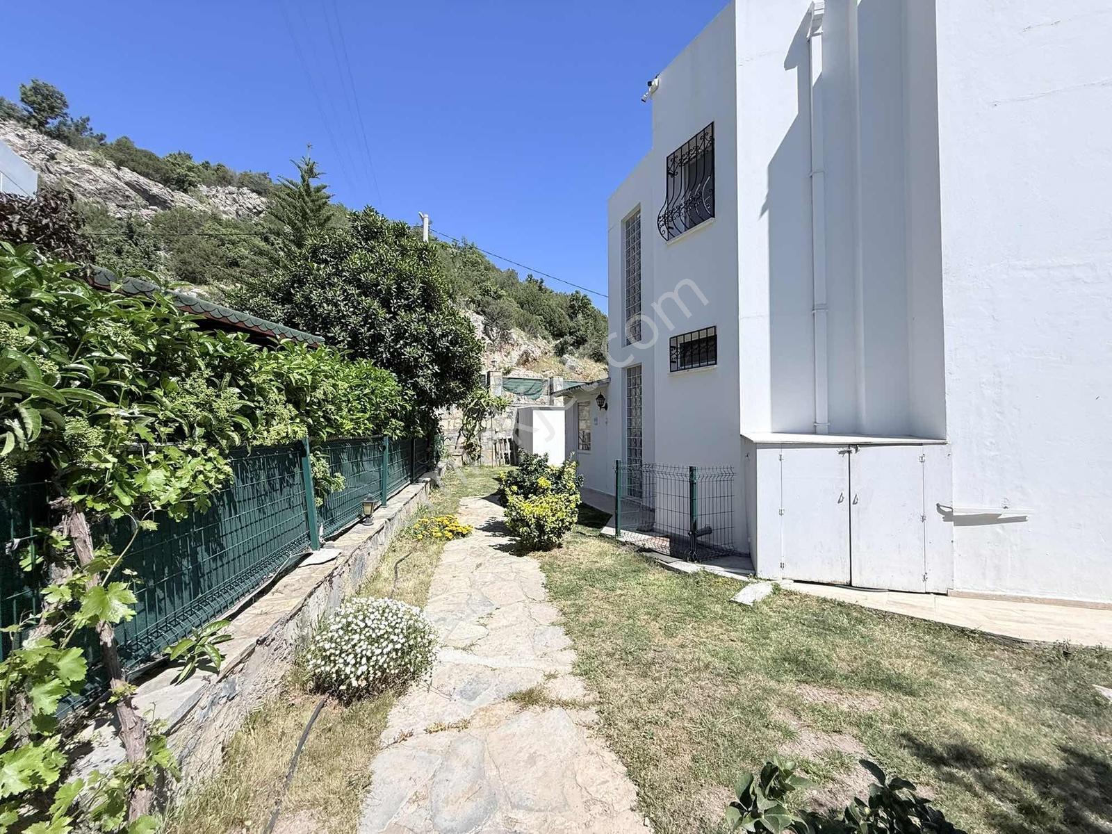 Bodrum Konacık'da Geniş Bahçeli Kiralık Müstakil Villa - Görsel 22
