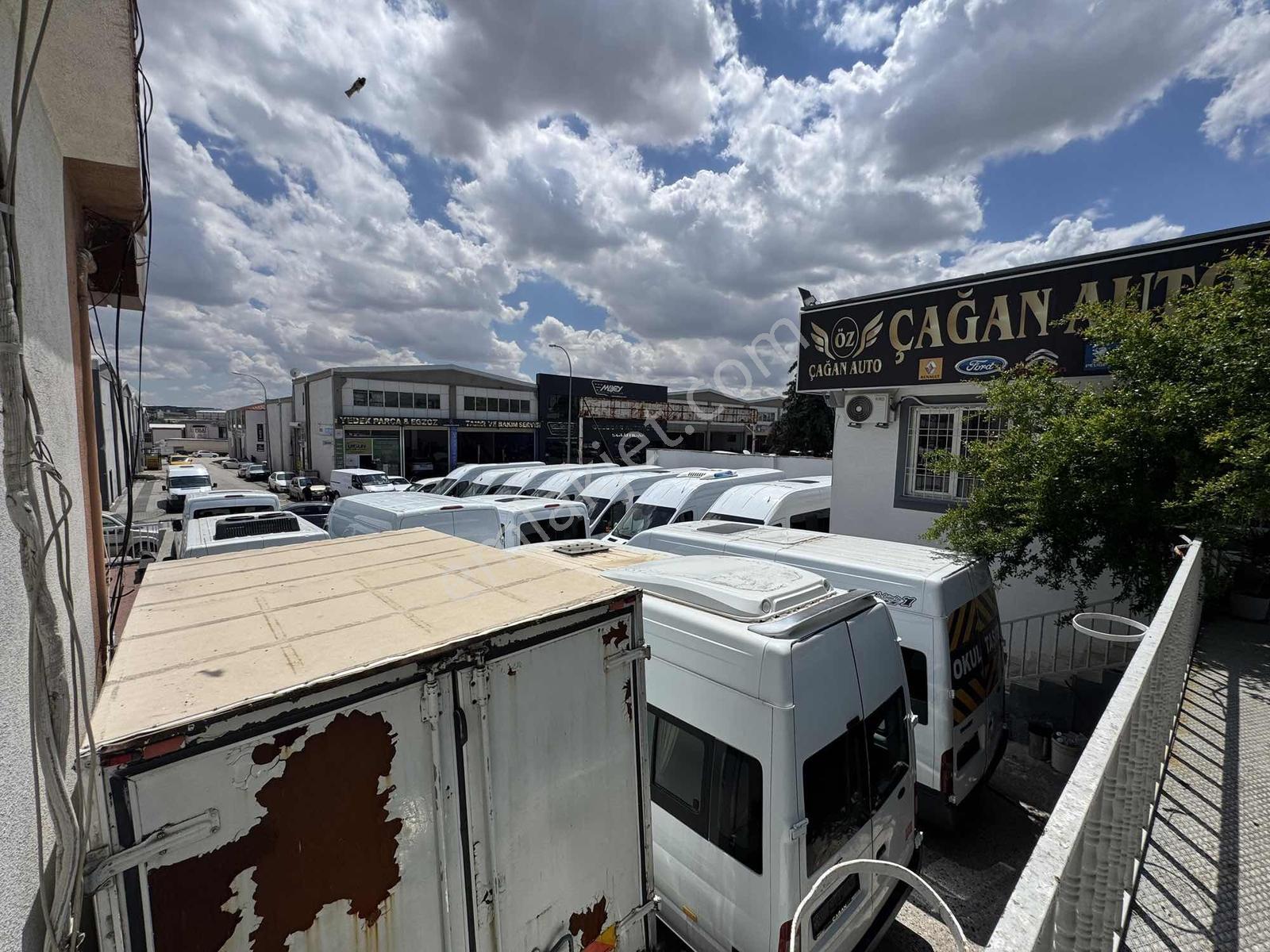 Gatem Galericiler Sitesinde 371 M2 Hazır Kurulu Galeri Dükkanı - Görsel 3