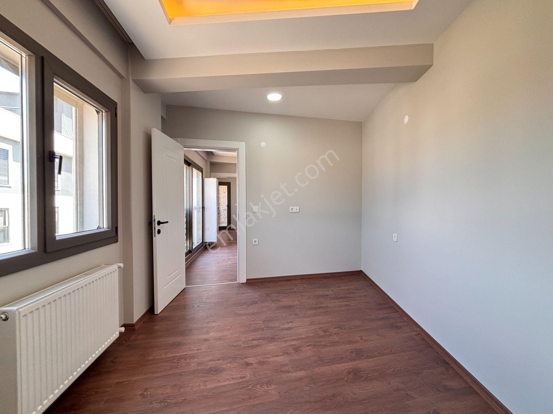 Şehir Merkezinde Modern Detaylarla Tasarlanmış Keyifli Yaşam Alanı! - Görsel 13