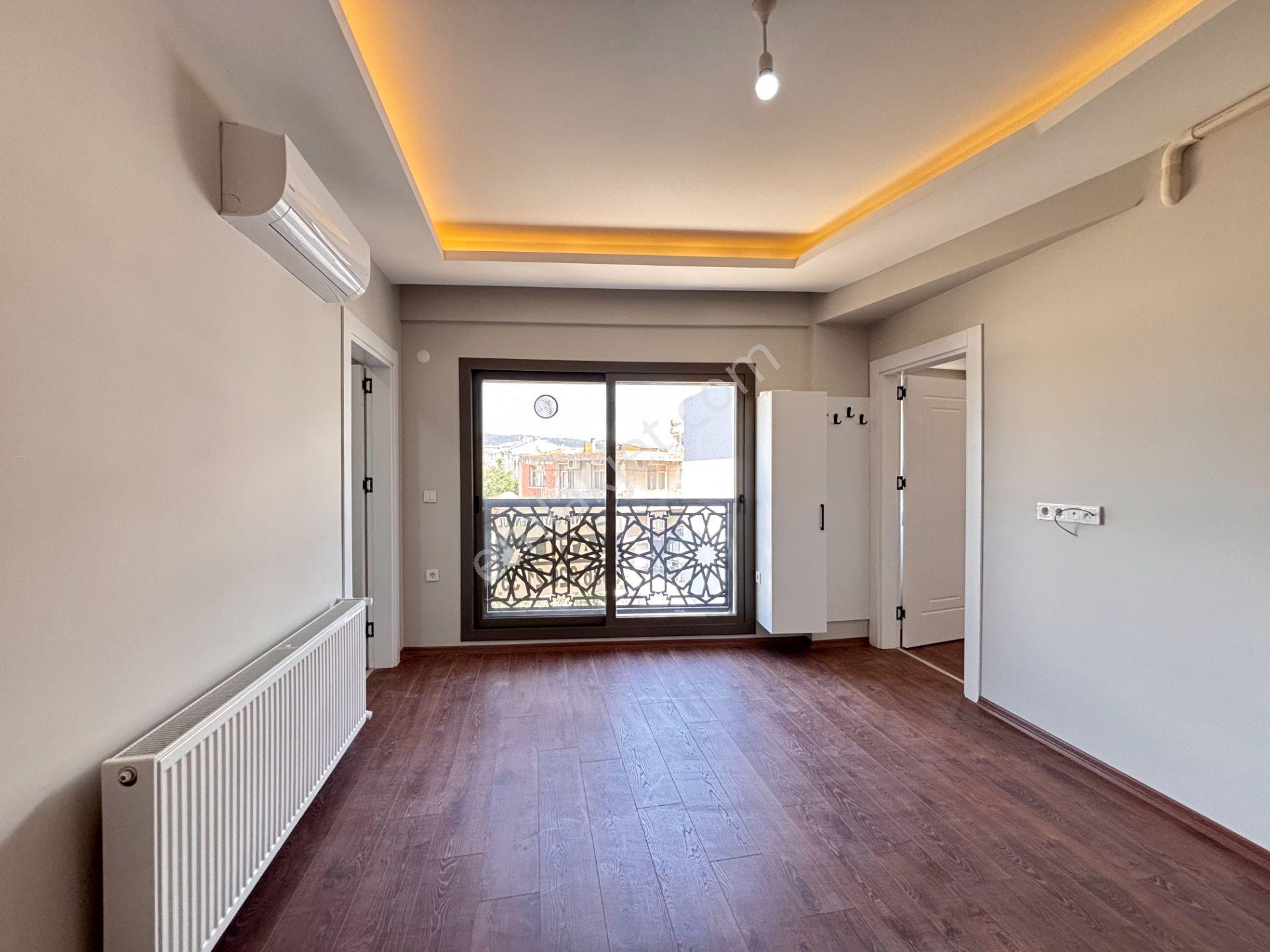 Şehir Merkezinde Modern Detaylarla Tasarlanmış Keyifli Yaşam Alanı! - Görsel 2