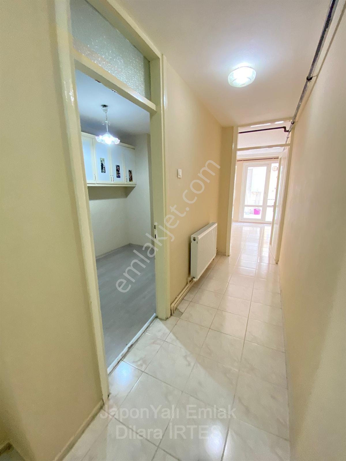 Küçükyalıda Deniz Manzaralı Ara Kat Satılık Daire - Görsel 24