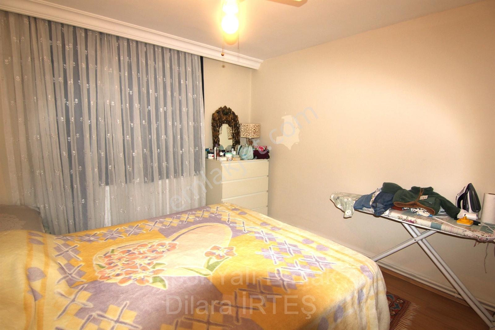 Küçükyalıda Deniz Manzaralı Ara Kat Satılık Daire - Görsel 17