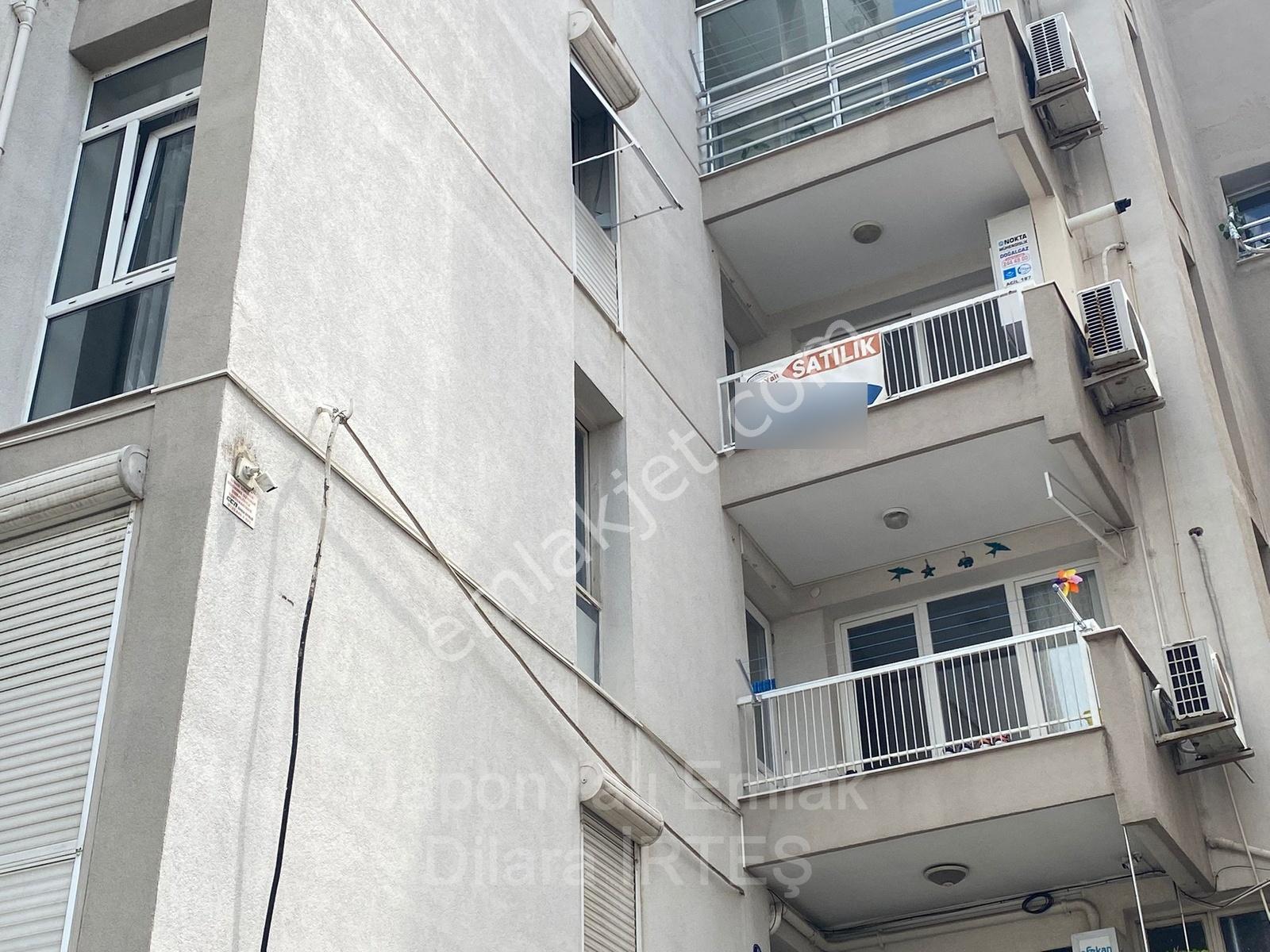 Küçükyalıda Deniz Manzaralı Ara Kat Satılık Daire - Görsel 25