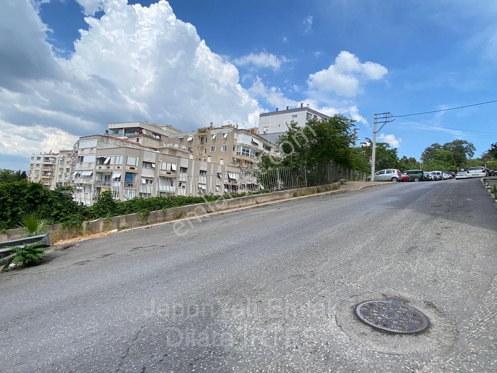 Küçükyalıda Deniz Manzaralı Ara Kat Satılık Daire - Görsel 27