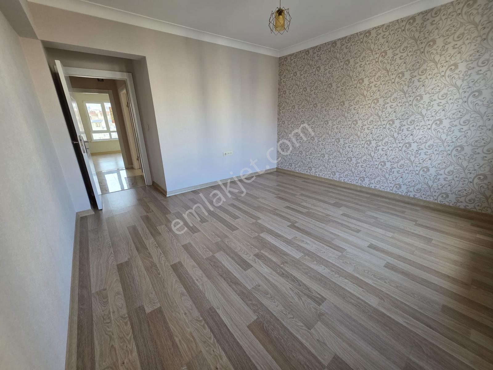 Pamuklarda Sitede Manzralı 3+1 Geniş Teras Balkonlu - Görsel 8