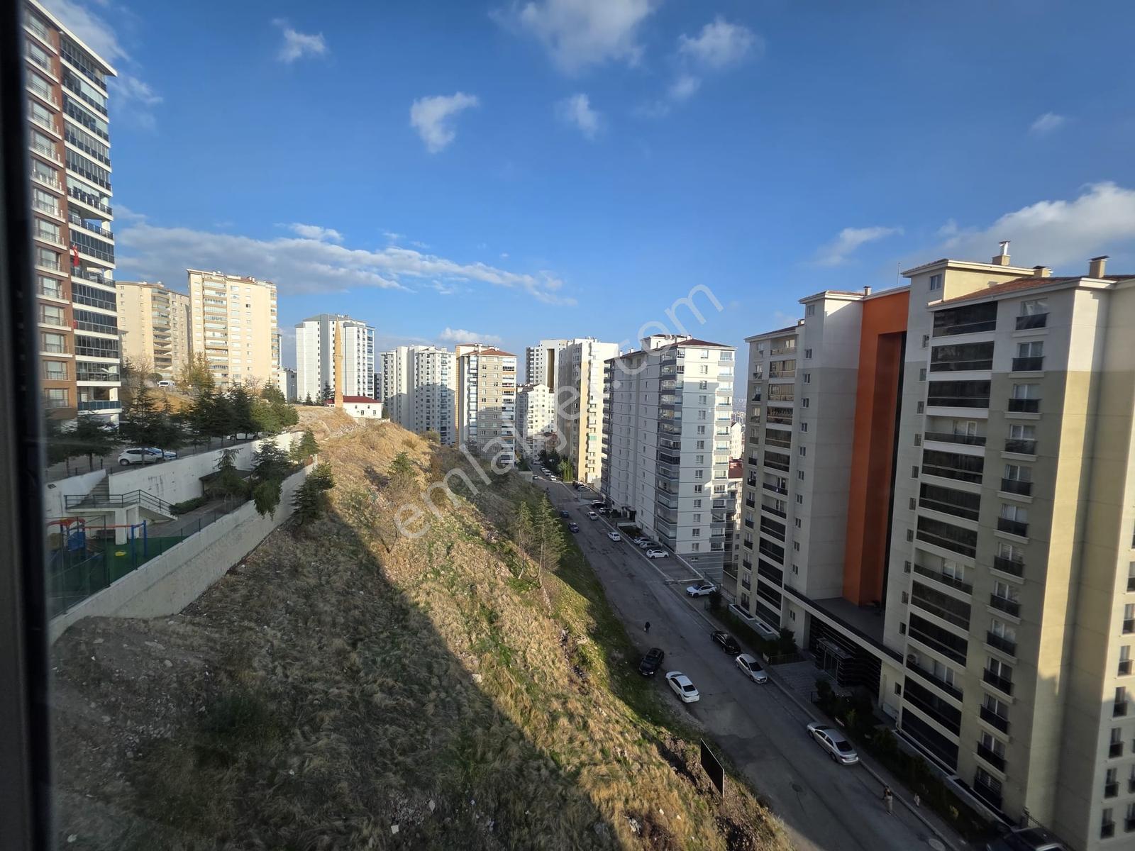 Pamuklarda Sitede Manzralı 3+1 Geniş Teras Balkonlu - Görsel 12