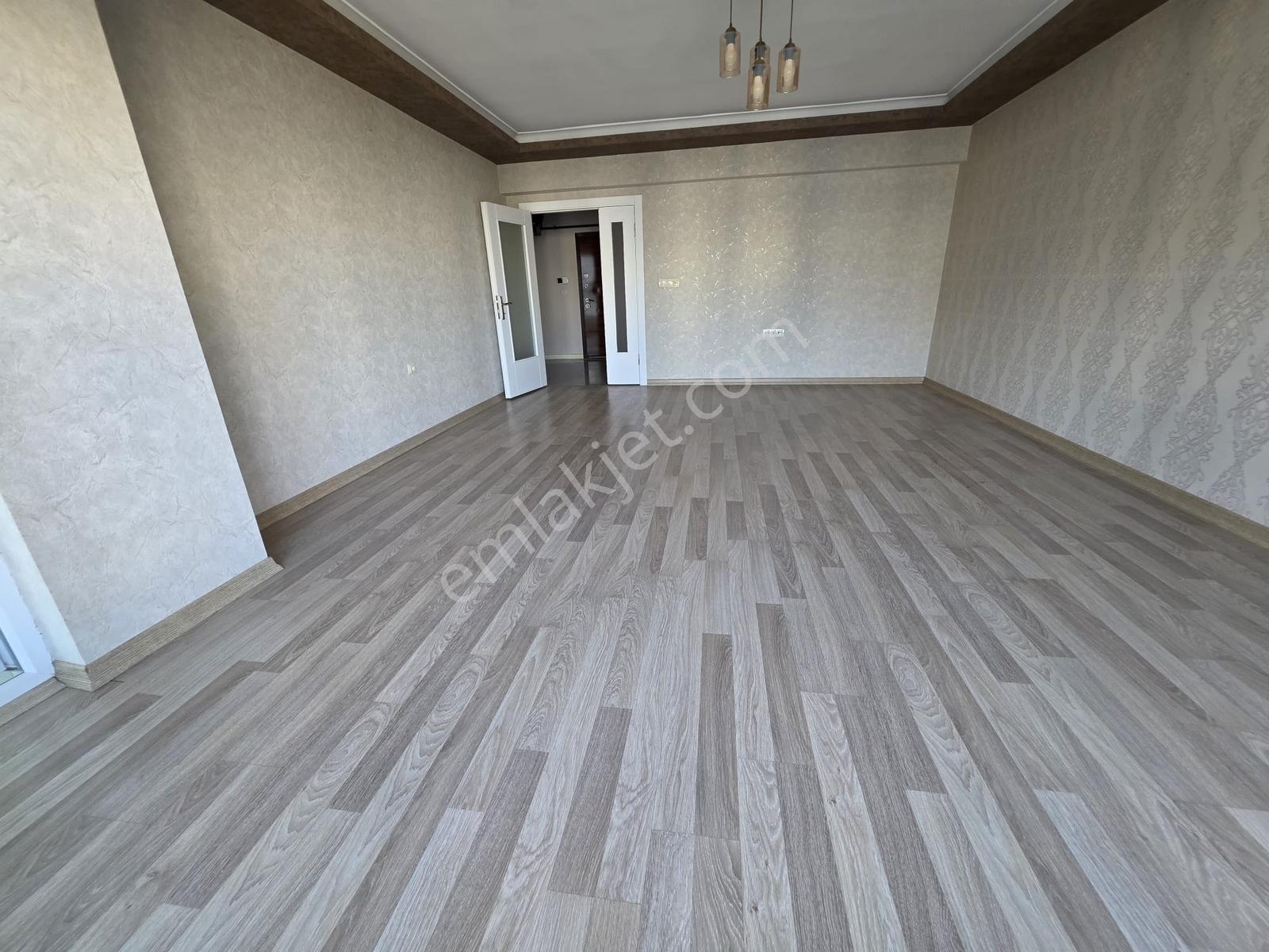 Pamuklarda Sitede Manzralı 3+1 Geniş Teras Balkonlu - Görsel 21