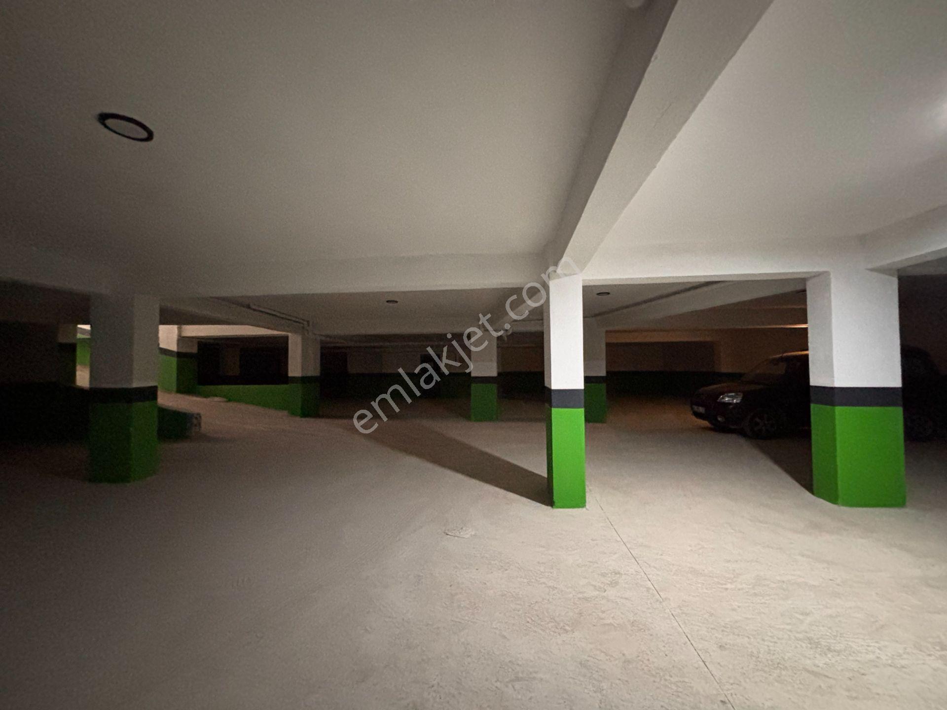 Şehir Merkezinde Kapalı Otoparklı, Asansörlü Ve Balkonlu Satılık 2+1 Daire - Görsel 27