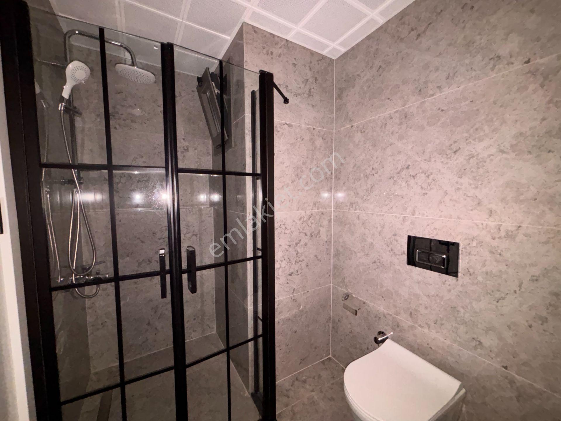 Şehir Merkezinde Kapalı Otoparklı, Asansörlü Ve Balkonlu Satılık 2+1 Daire - Görsel 21
