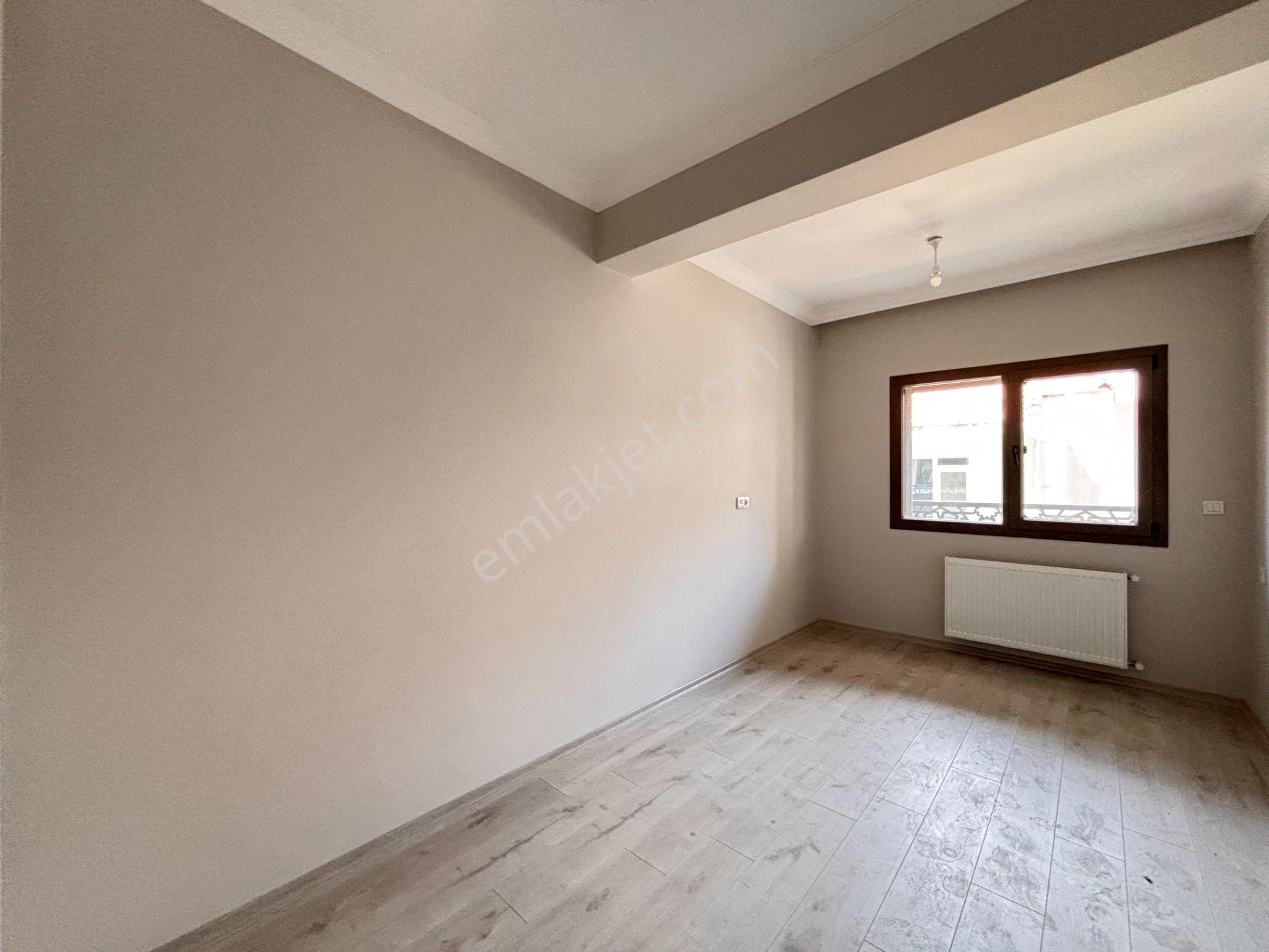 Şehir Merkezinde Kapalı Otoparklı, Asansörlü Ve Balkonlu Satılık 2+1 Daire - Görsel 15
