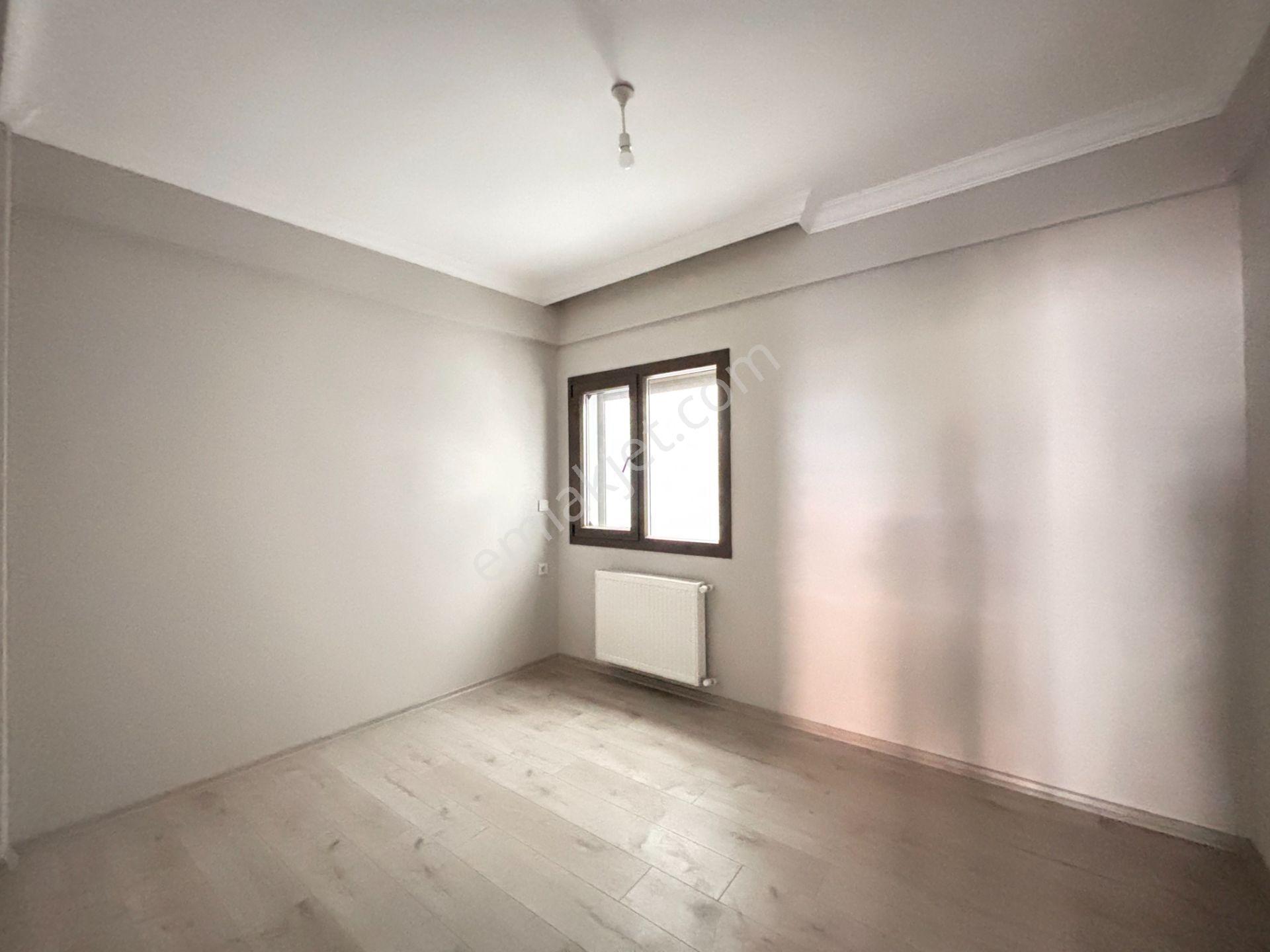 Şehir Merkezinde Kapalı Otoparklı, Asansörlü Ve Balkonlu Satılık 2+1 Daire - Görsel 14