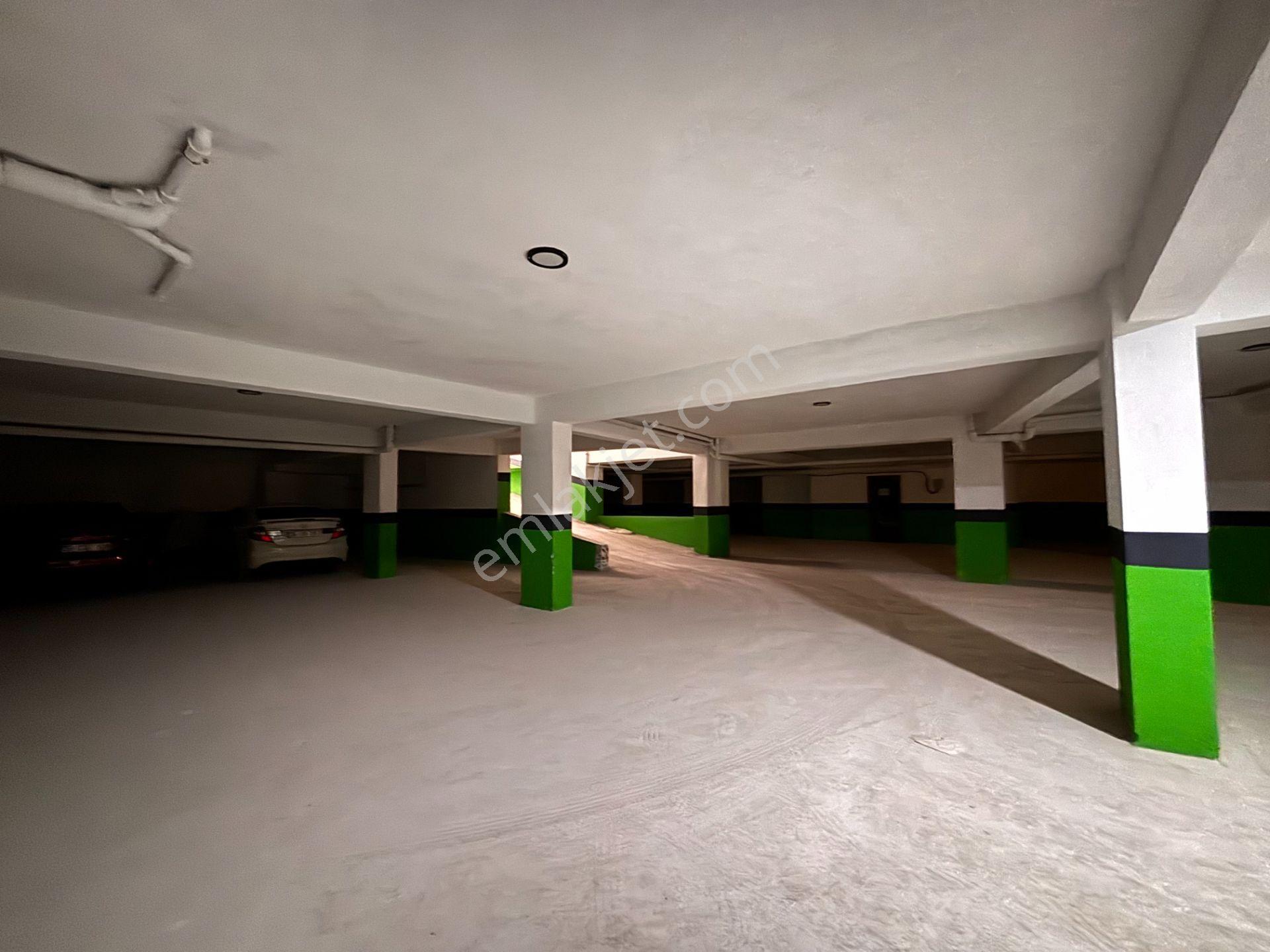 Şehir Merkezinde Kapalı Otoparklı, Asansörlü Ve Balkonlu Satılık 2+1 Daire - Görsel 26