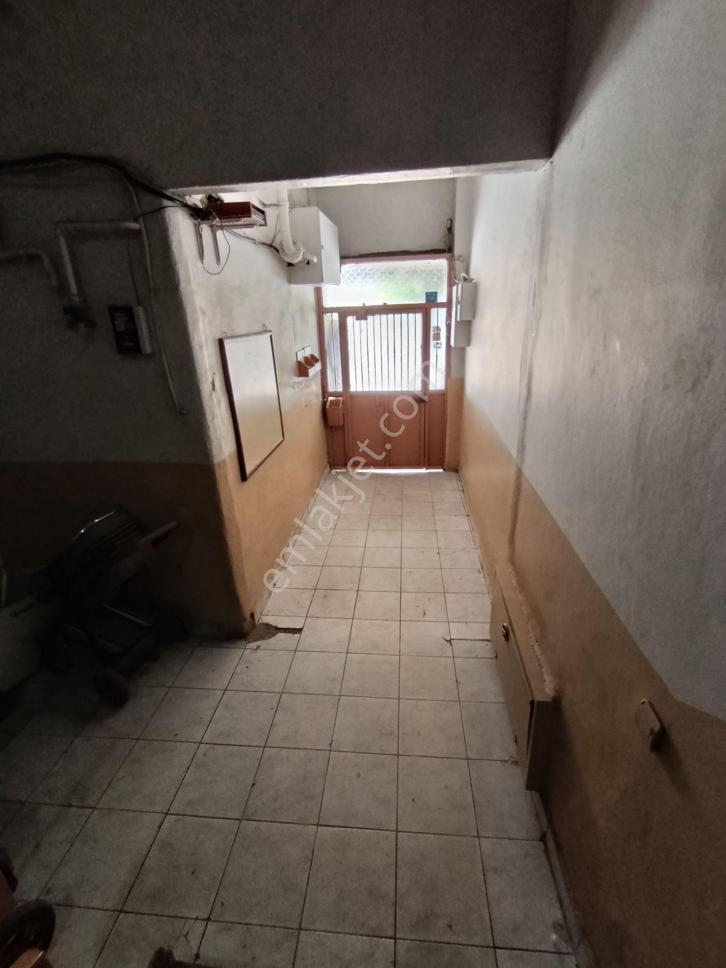 "acil" Gemlik Merkez İstiklal Cad.si Üzerinde 3+1 Satılık Daire - Görsel 21