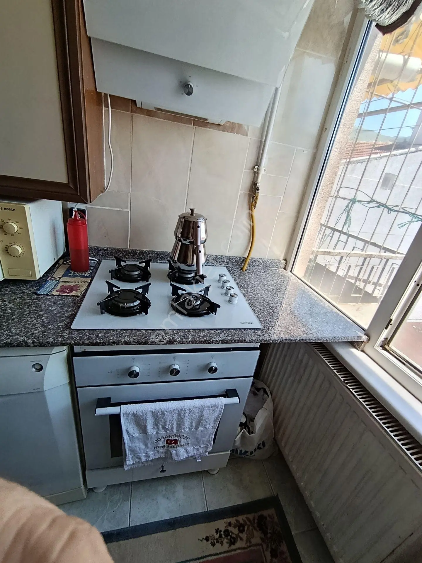 "acil" Gemlik Merkez İstiklal Cad.si Üzerinde 3+1 Satılık Daire - Görsel 4