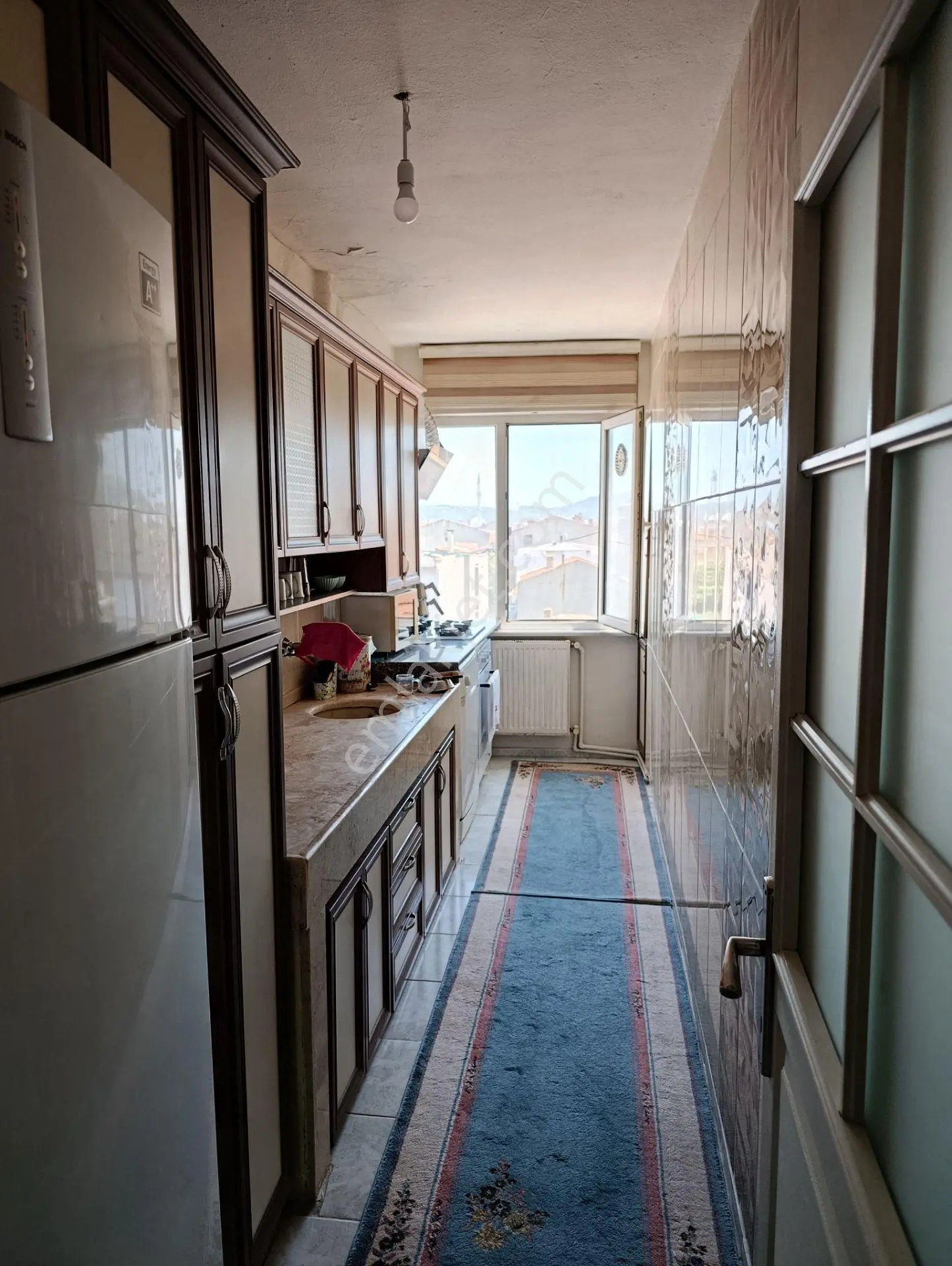 "acil" Gemlik Merkez İstiklal Cad.si Üzerinde 3+1 Satılık Daire - Görsel 2