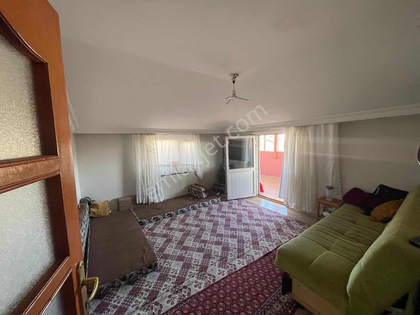 Güngören Gençosman Mah. 4+1 220m2 Satılık Daire Kentsele Girecek - Görsel 15