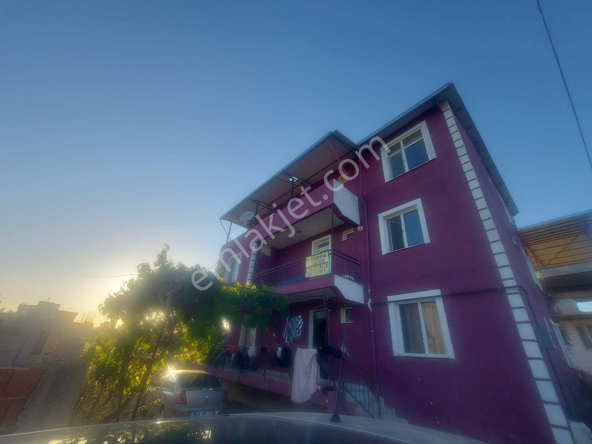 Turpa Lotus'tan Yazıbaşı'nda Geniş 3+1 Kiralık Daire (150m²)