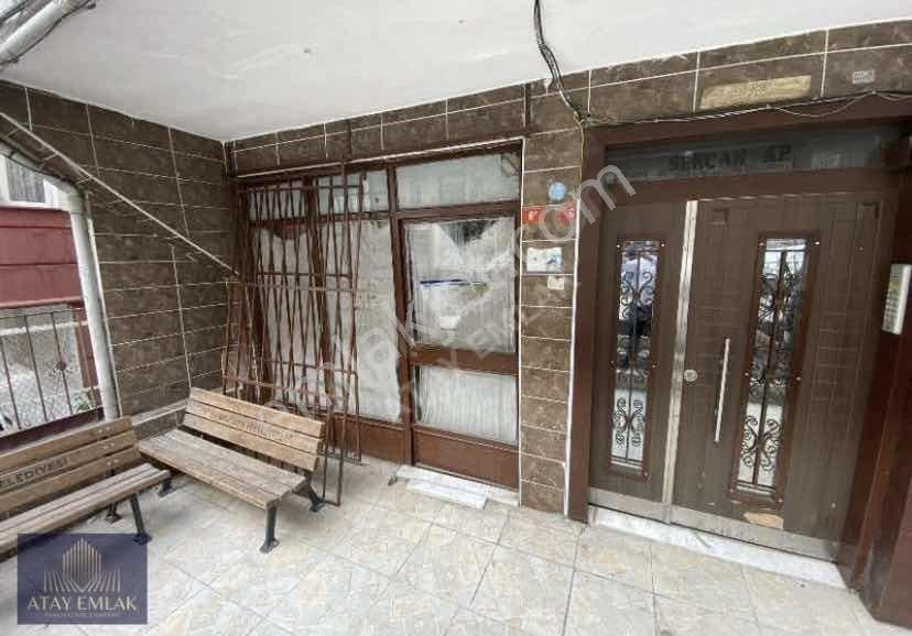 Güngören Akıncılar Posta Cad. Dibinde 40m2 Satılık Dükkan - Görsel 8