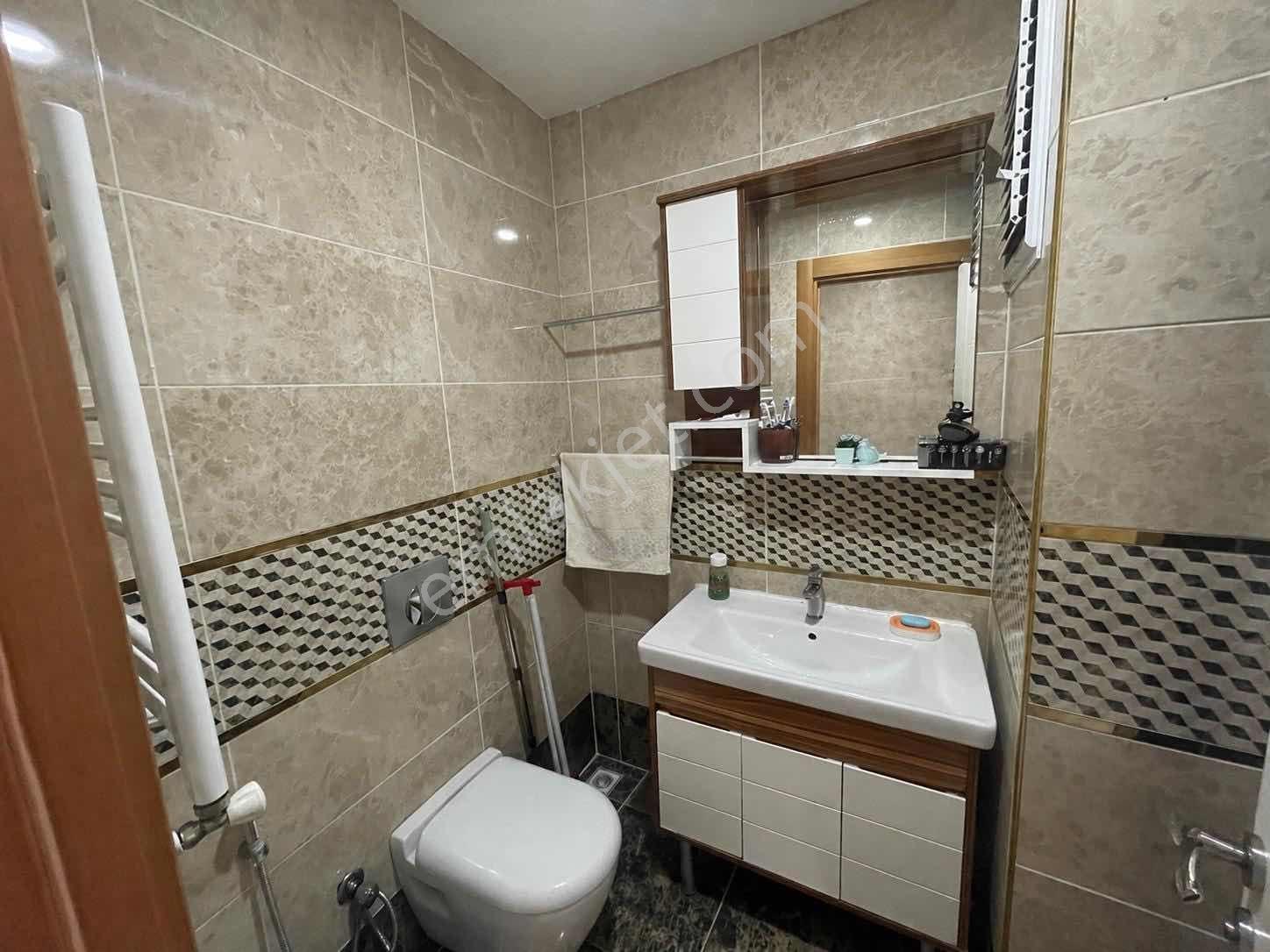Güngören Güneştepe Mah. 4+2 Kiralık Dubleks Daire - Görsel 9