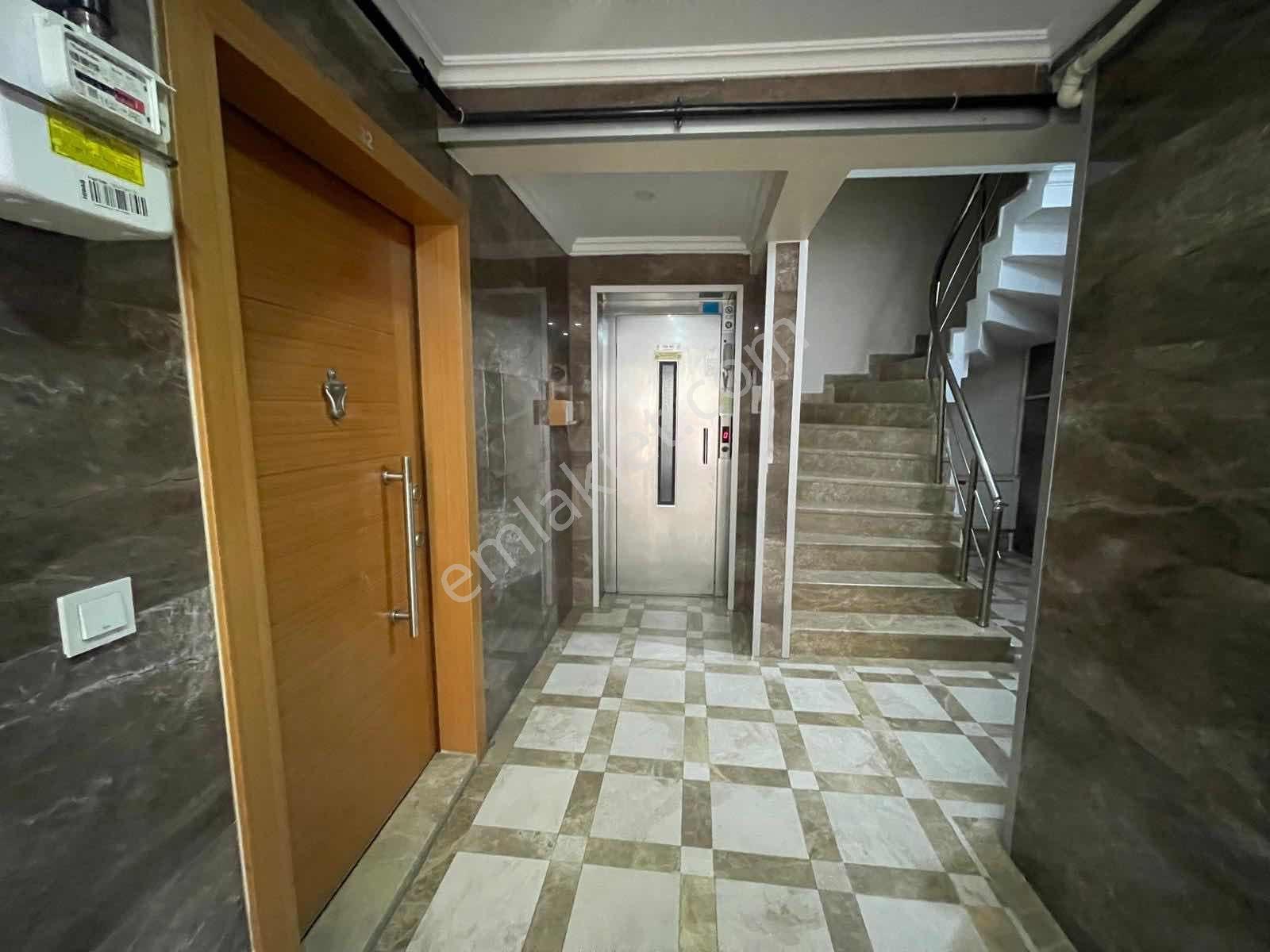Güngören Güneştepe Mah. 4+2 Kiralık Dubleks Daire - Görsel 12