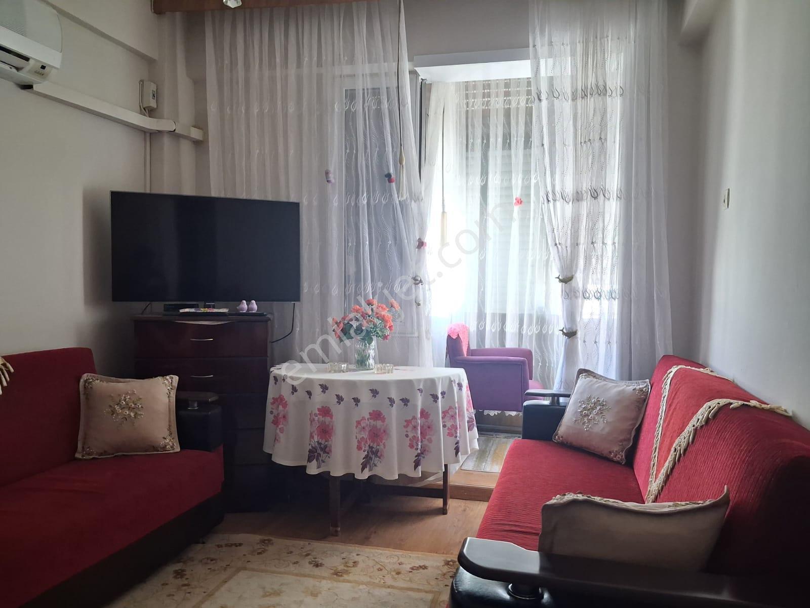 Güzel Yalıda Son Kat Caddeye Yakındır Pancurlu Çift Cephe - Görsel 25