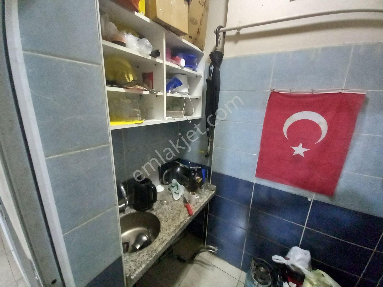 Güngören Sanayi Mah Giriş 100m2 Dükkan Cale Center Karşısında - Görsel 3