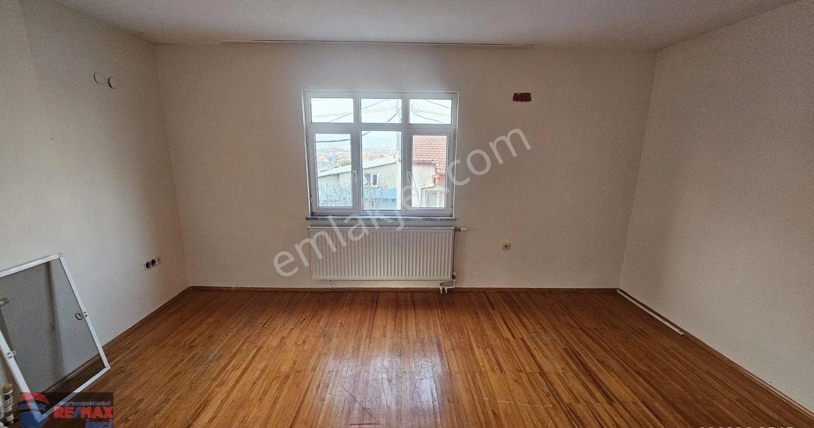Re/max İnci'den Hasan Basri Çantay'da 3+1 Kiralık Ara Kat Daire - Görsel 31