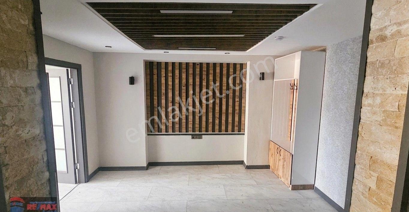 Re/max İnci'den Çarşı Merkezde Kiralık 2+1 Ofis/büro - Görsel 2
