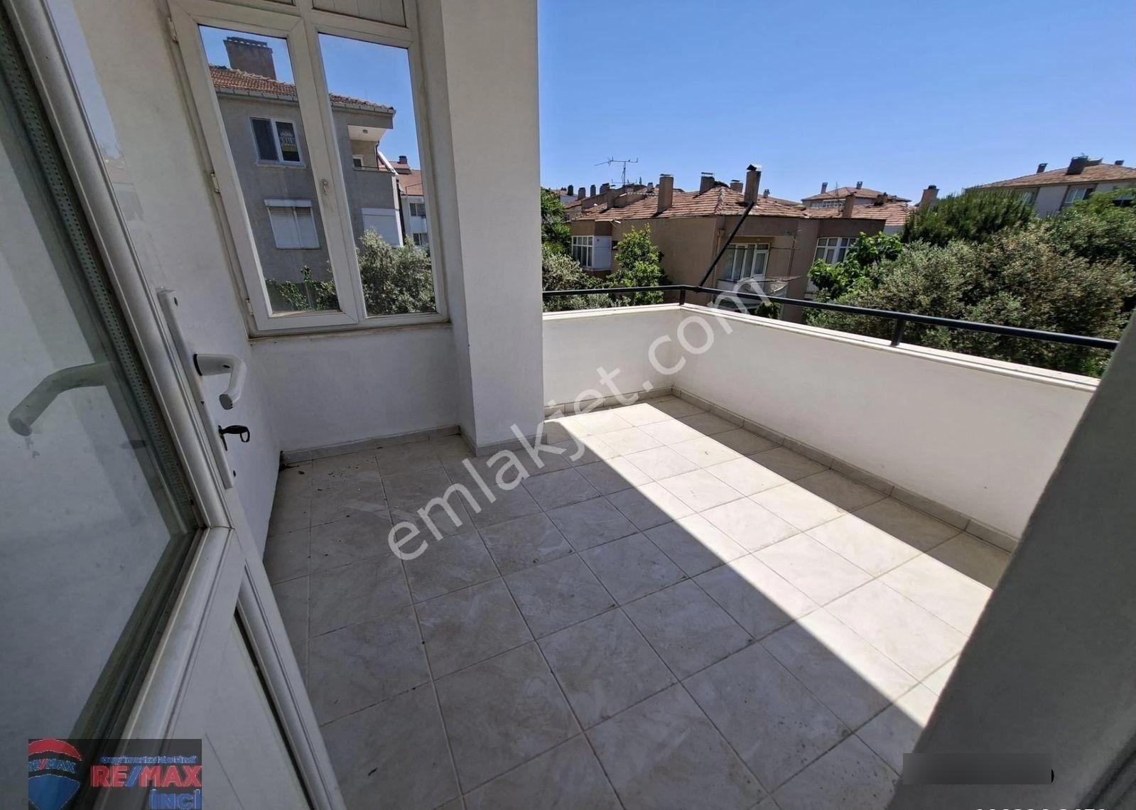 Re/max İnci'den Beyoğlu Caddesi Üzeri Kiralık 3+1 Daire - Görsel 8