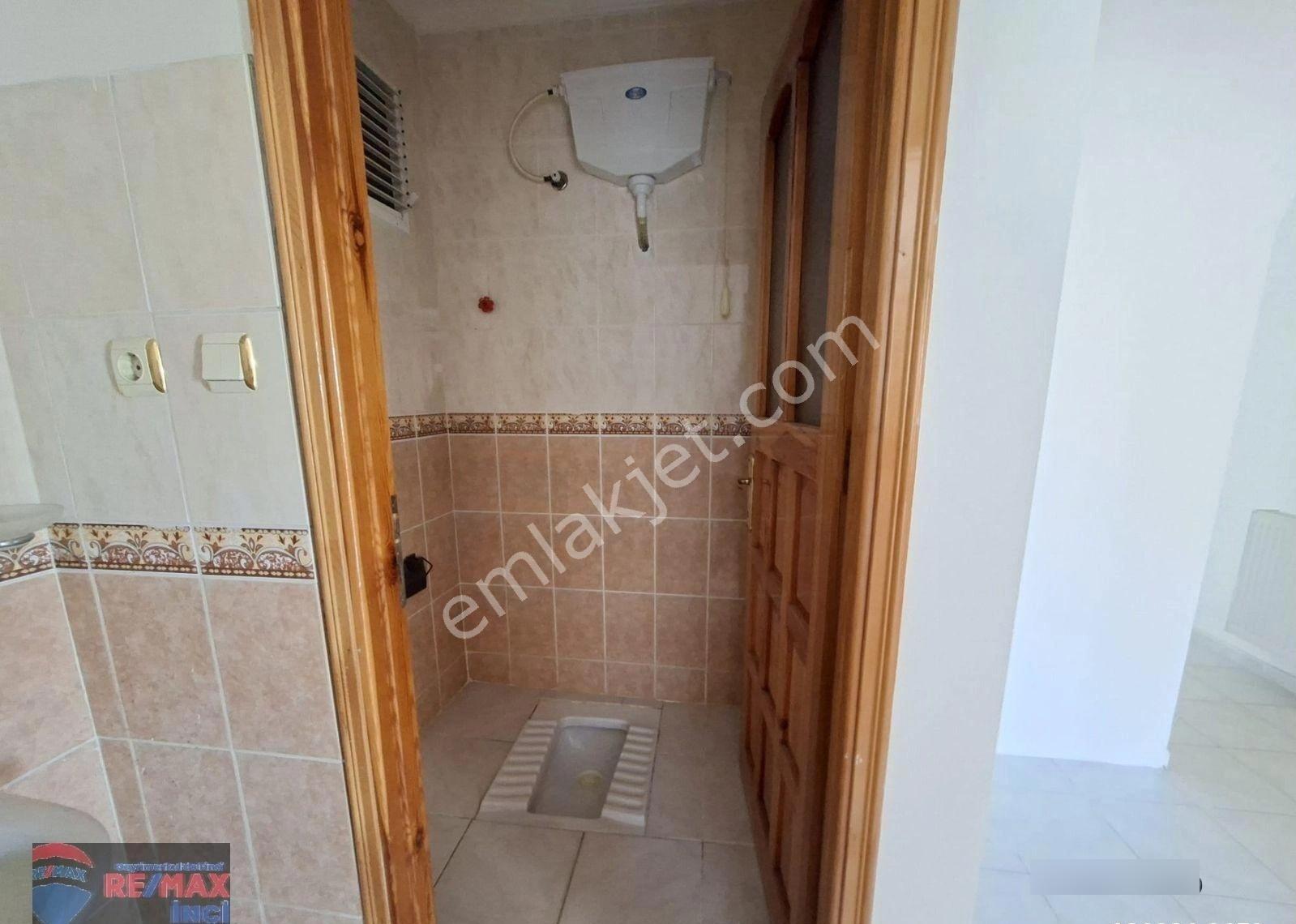 Re/max İnci'den Beyoğlu Caddesi Üzeri Kiralık 3+1 Daire - Görsel 6
