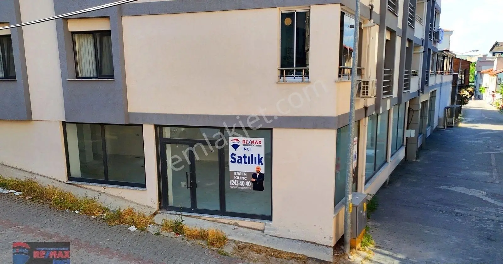 Re/max İnci'den Saat Kulesi Civarı Satılık Dükkan
